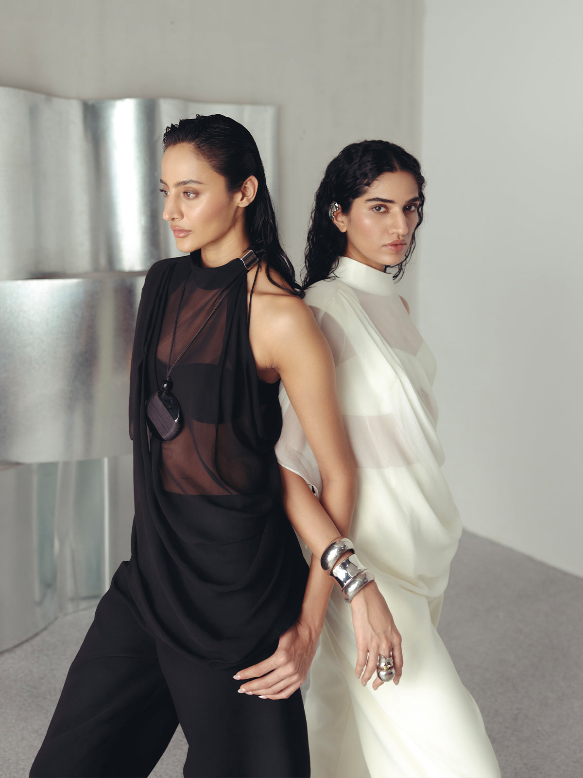 ANTIQUE WHITE CREPE BRALETTE