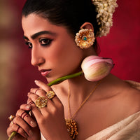 Odeta Double-motif Ring