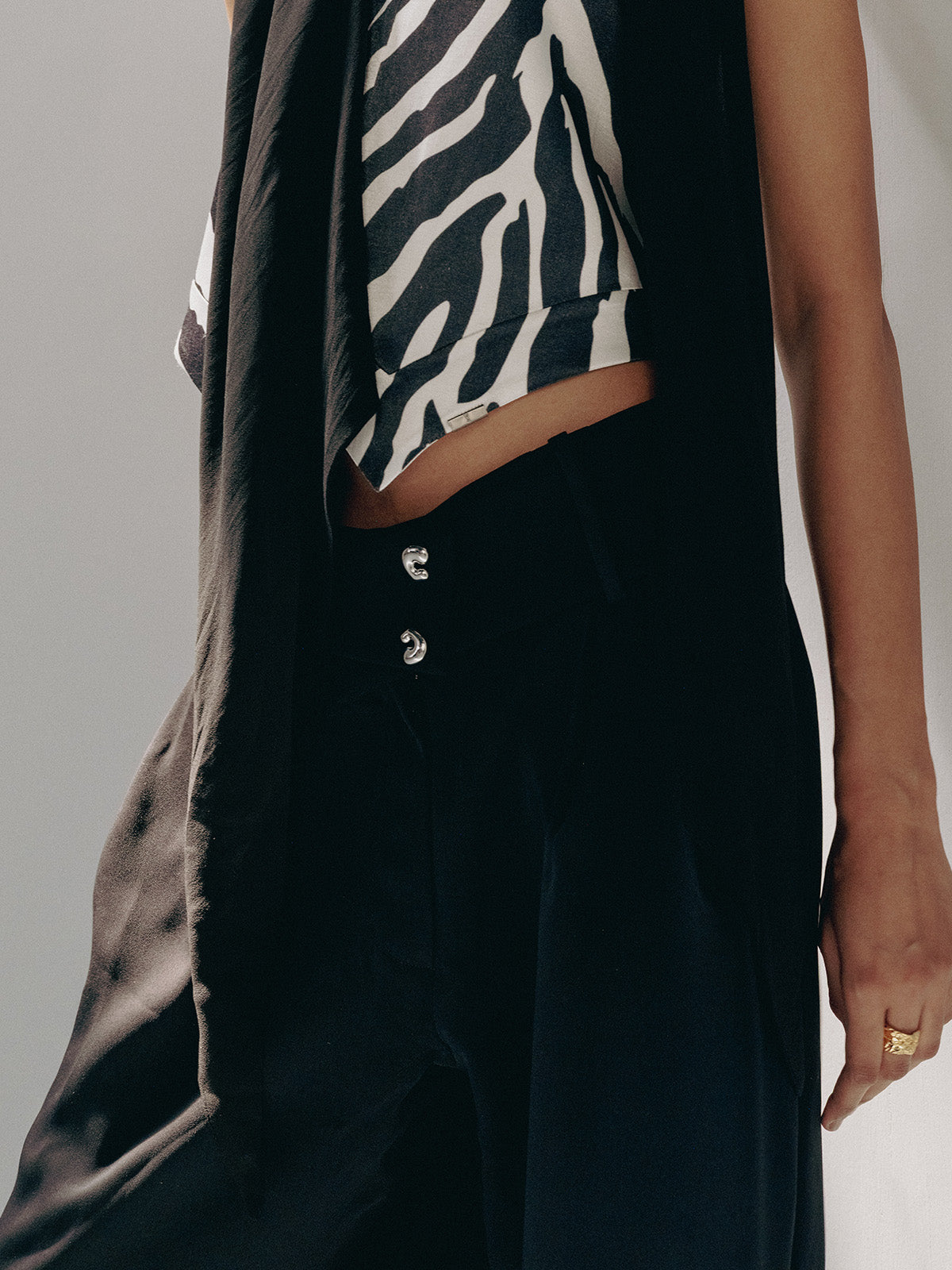 ZEBRA SCARF WAISTCOAT