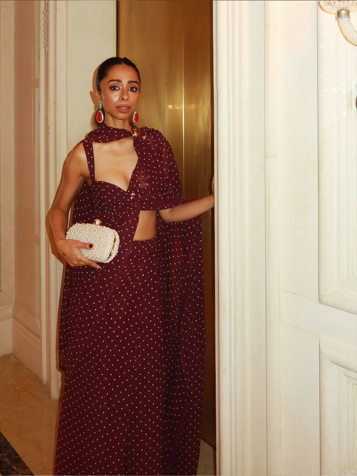 Maroon Movable Brooch Dotted Saree