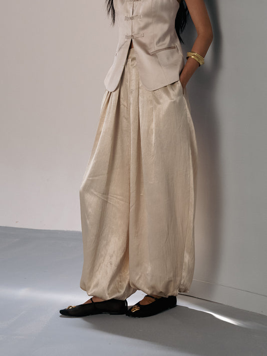 PEARLED IVORY BALOON PANTS
