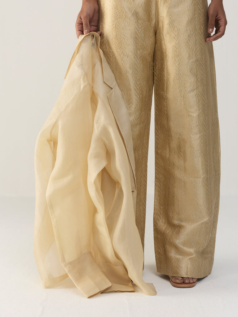 IVORY TIGER PRINT BARREL PANTS