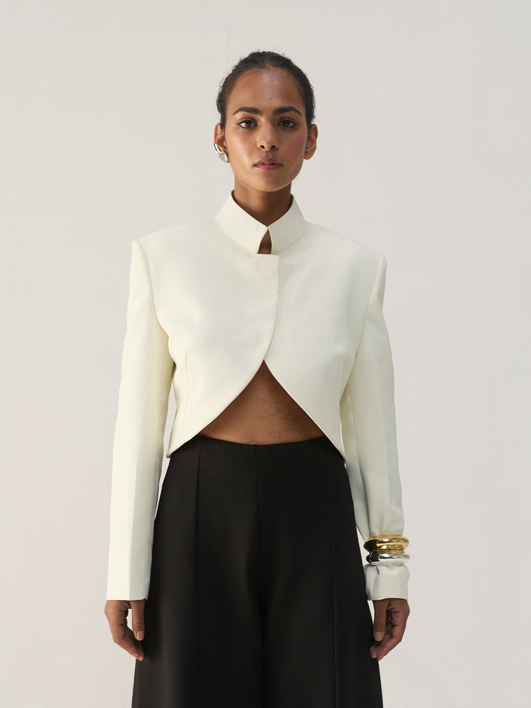 IVORY CRESCENT FRONT CROPPED JACKET