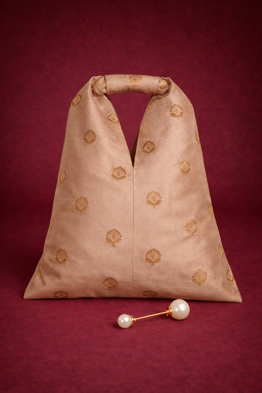 The Buff-Beige & White accessory Kit