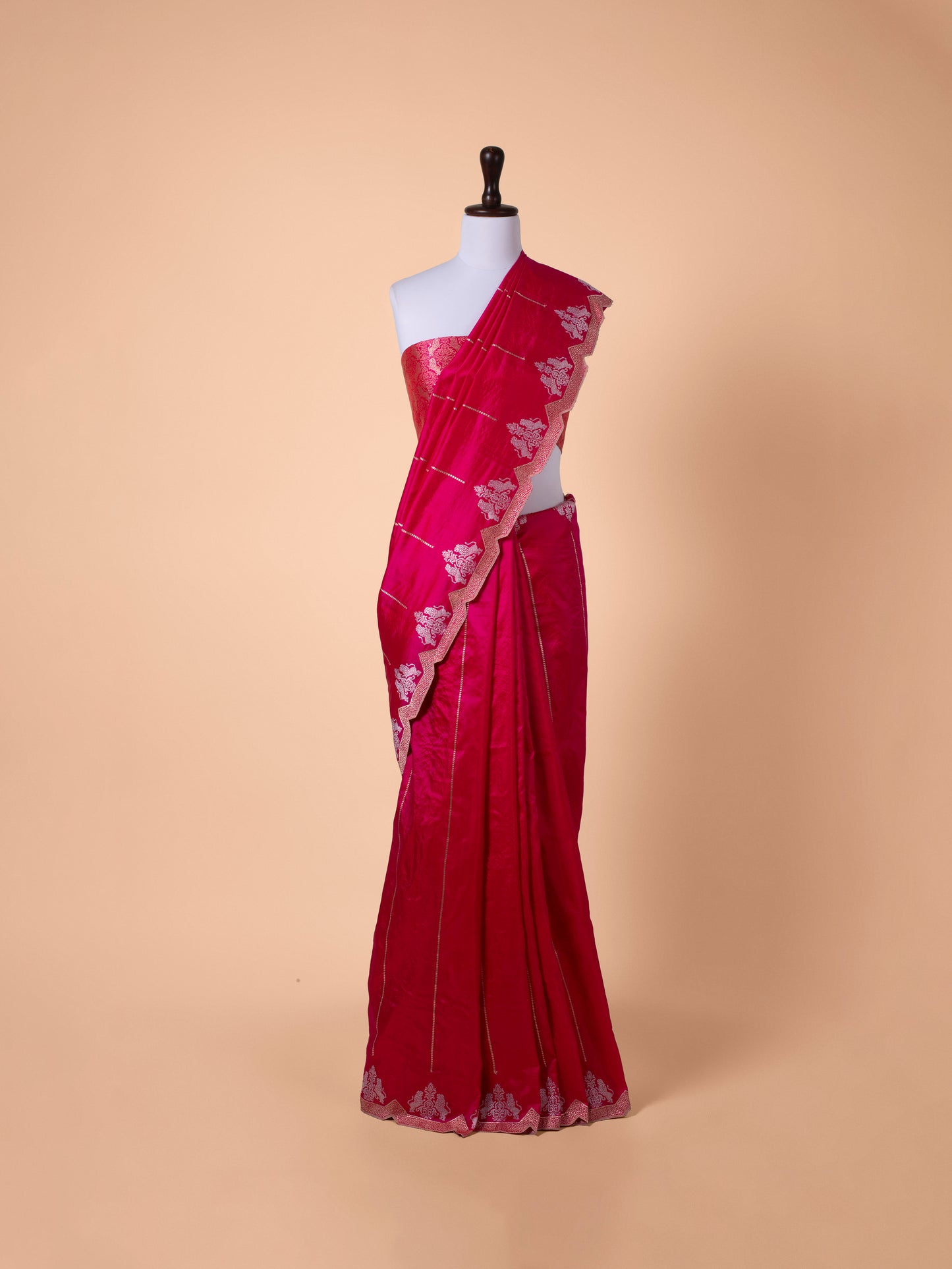 Handwoven Rani Pink Silk Saree