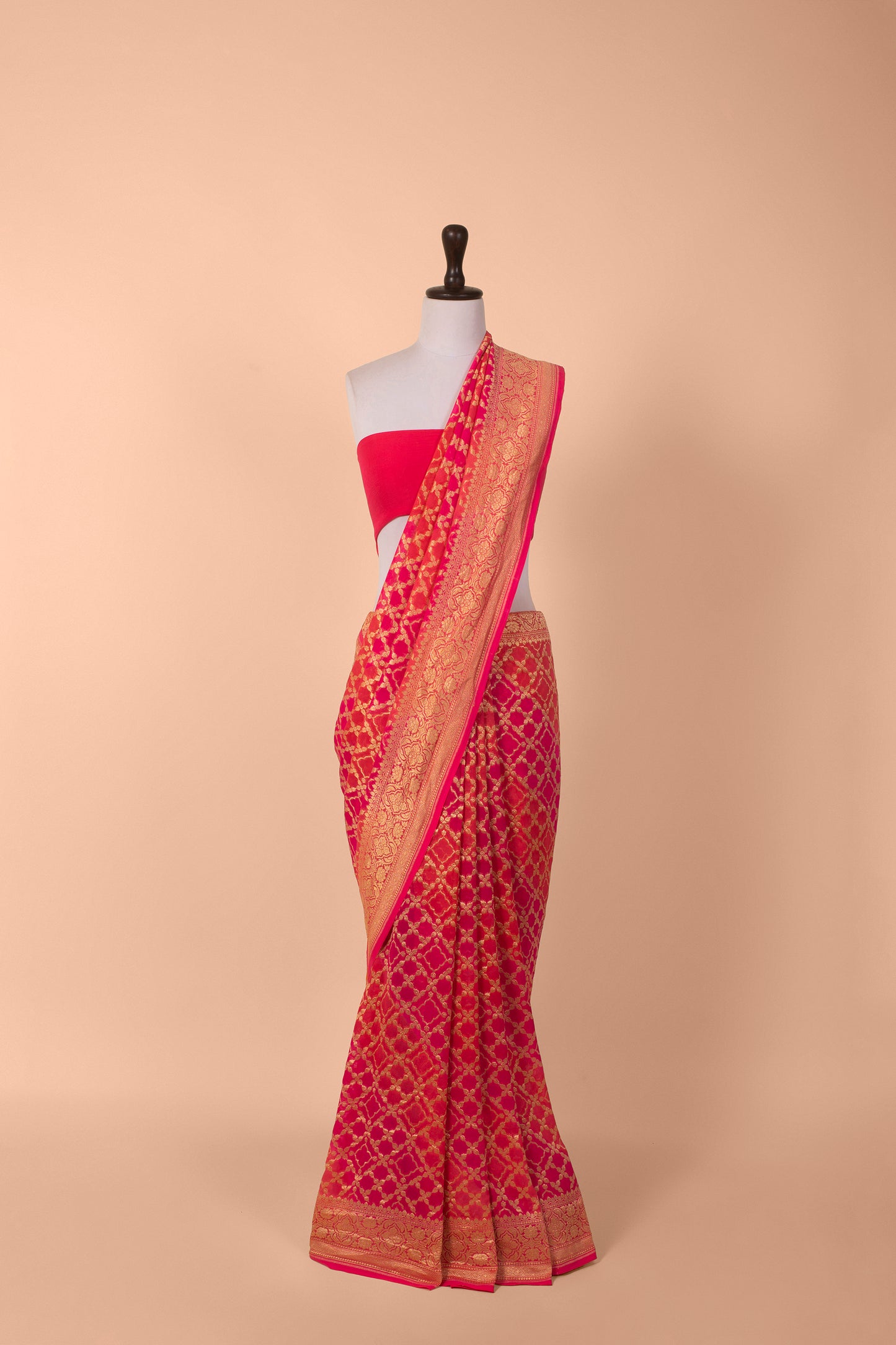 Handwoven Pink Georgette Saree