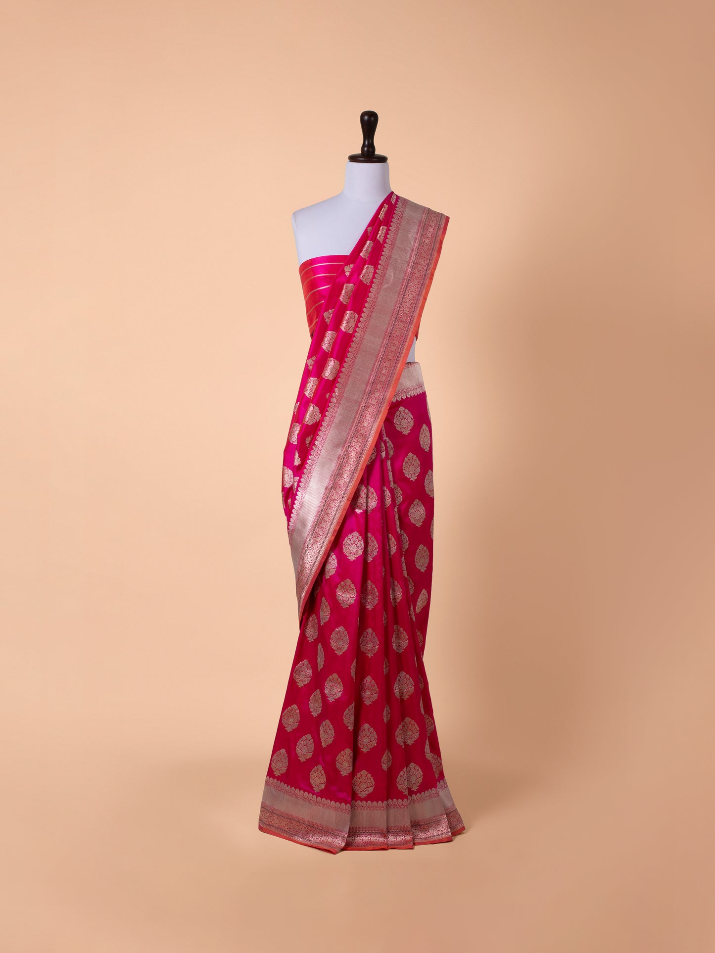 Handwoven Rani Pink Silk Saree