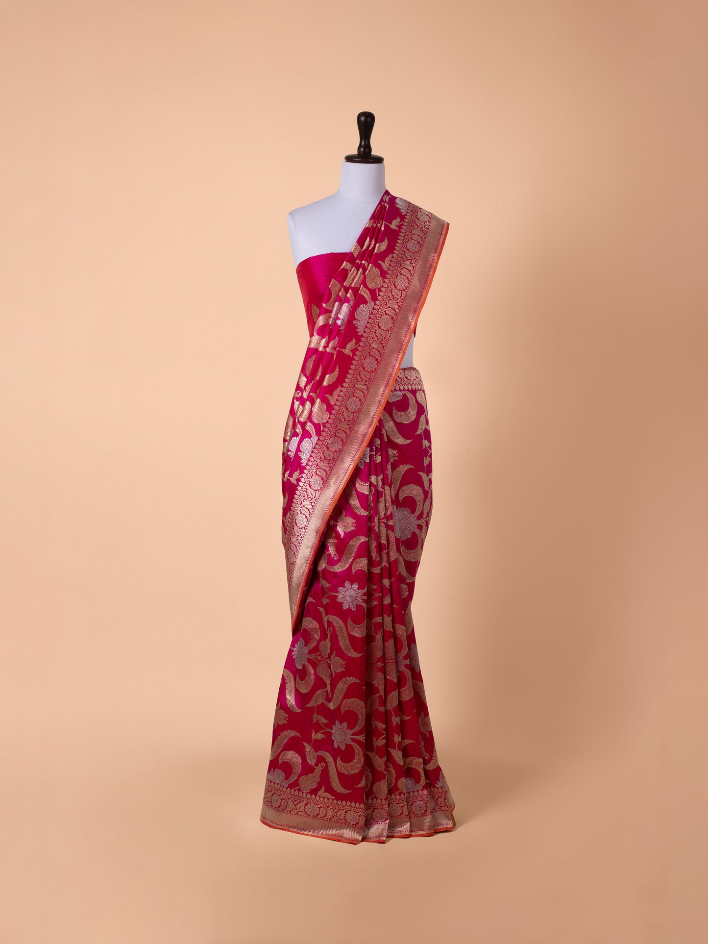 Handwoven Rani Pink Silk Saree