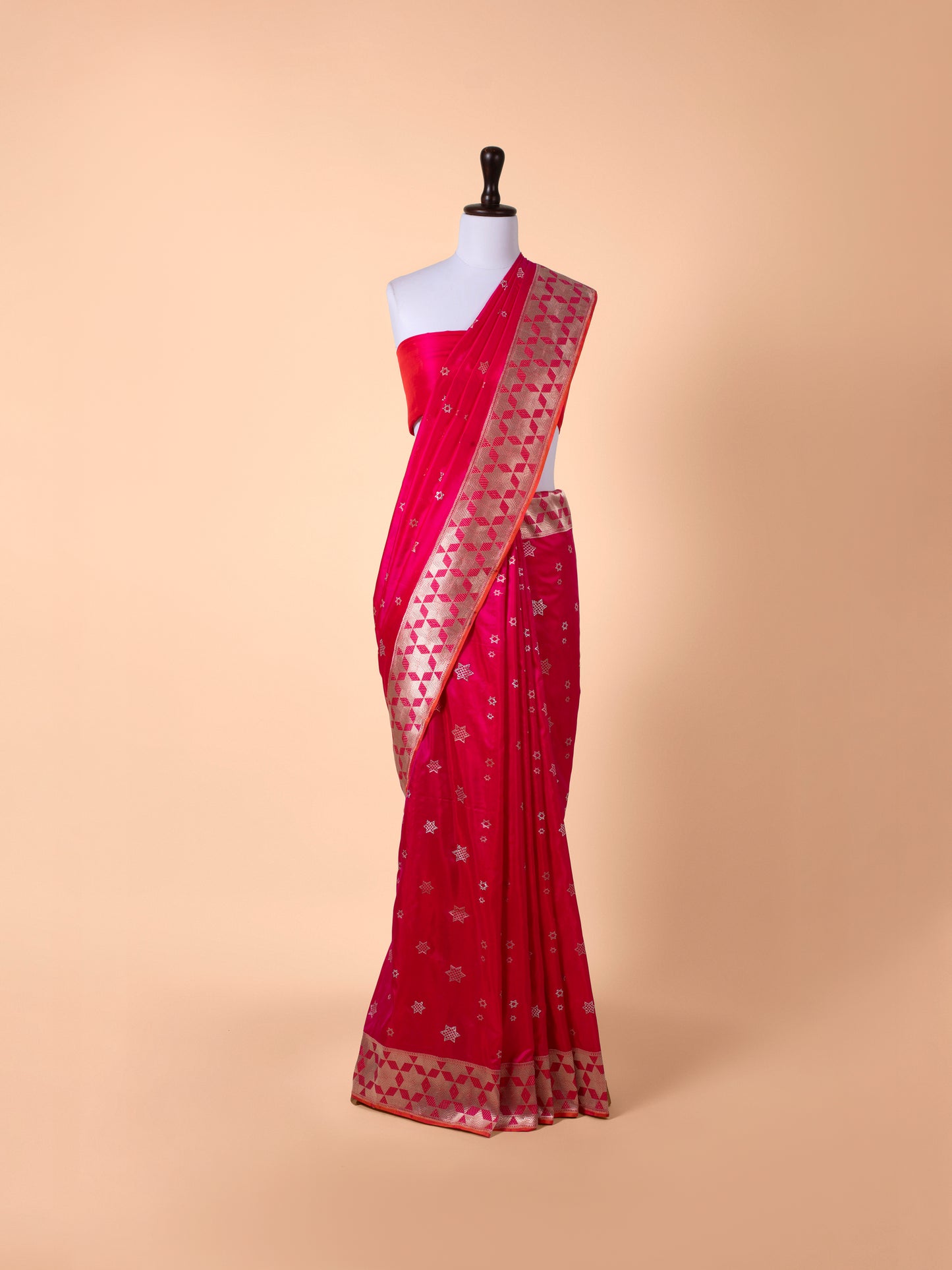 Handwoven Rani Pink Silk Saree