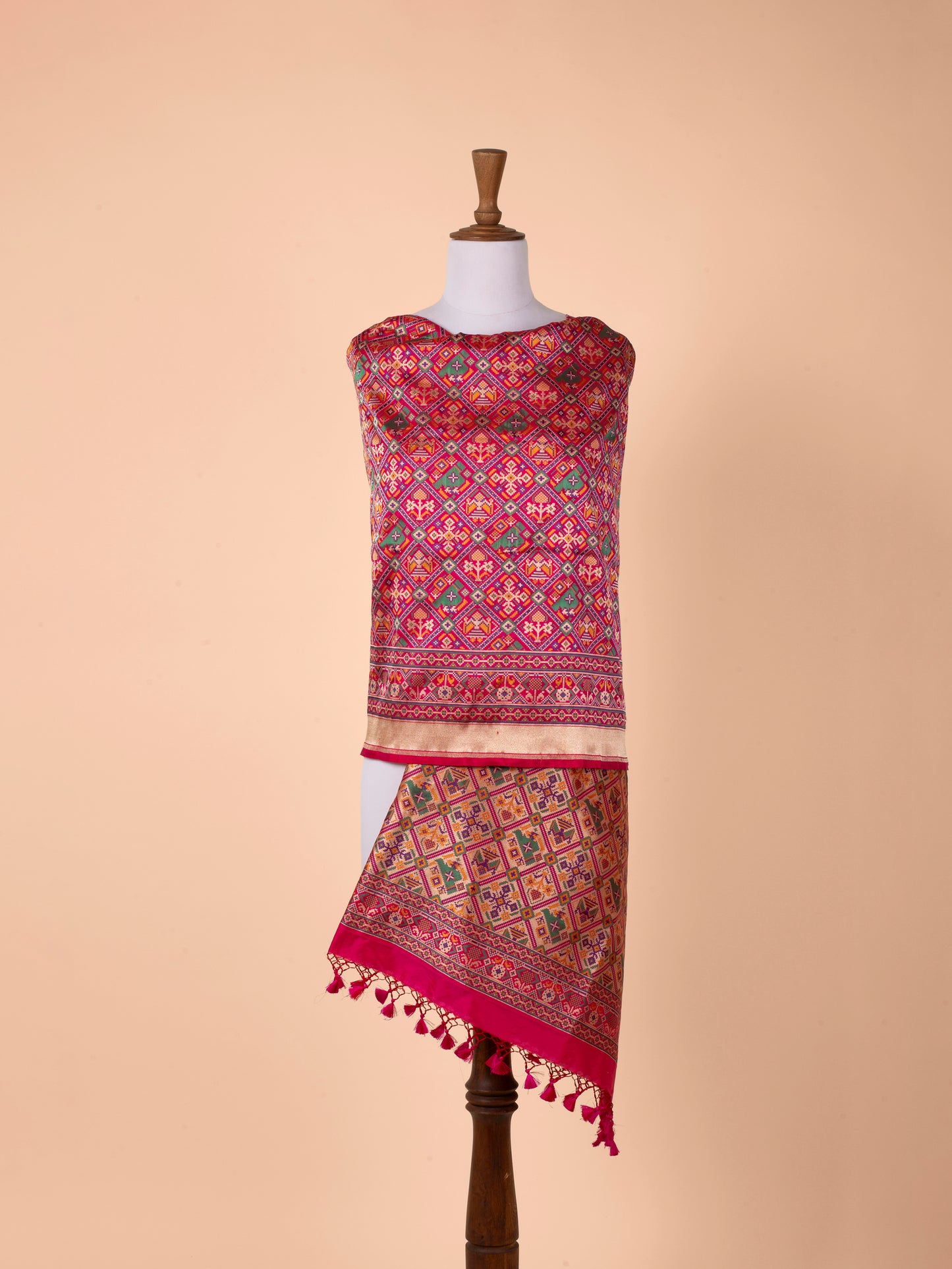 Handwoven Rani Pink Silk Dupatta