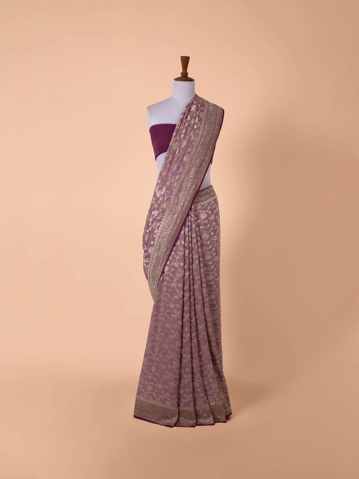 Handwoven  Pink Georgette Saree