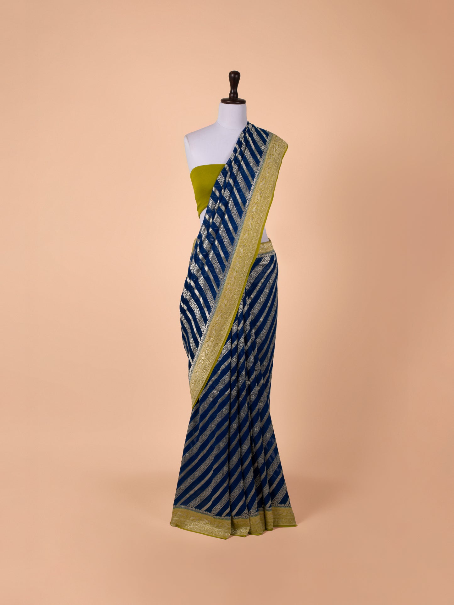 Handwoven Blue Georgette Saree