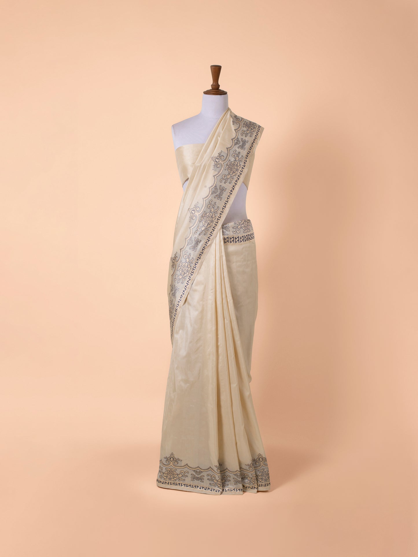 Handwoven Cream Silk Saree