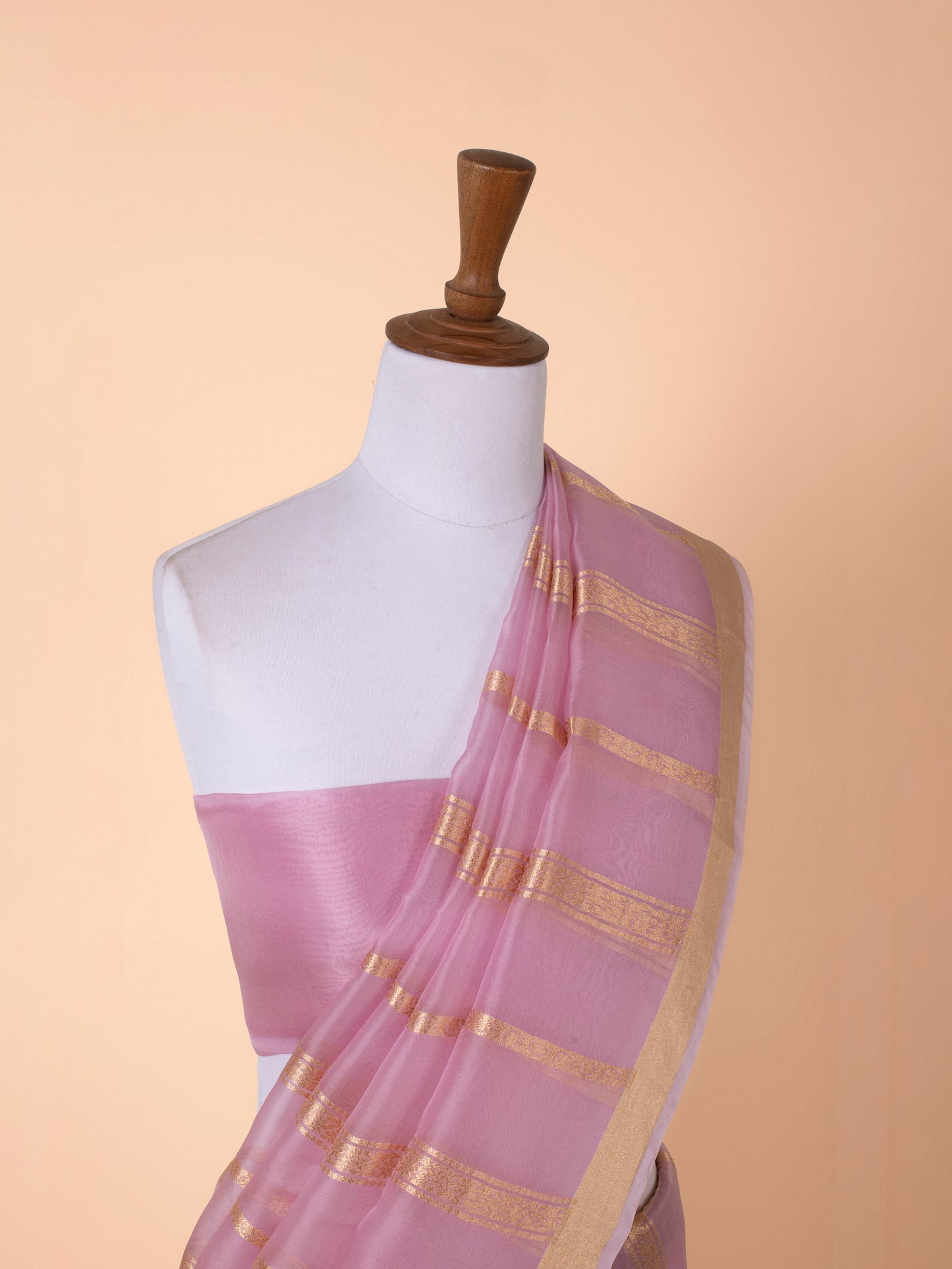 Handwoven Pink Organza Saree