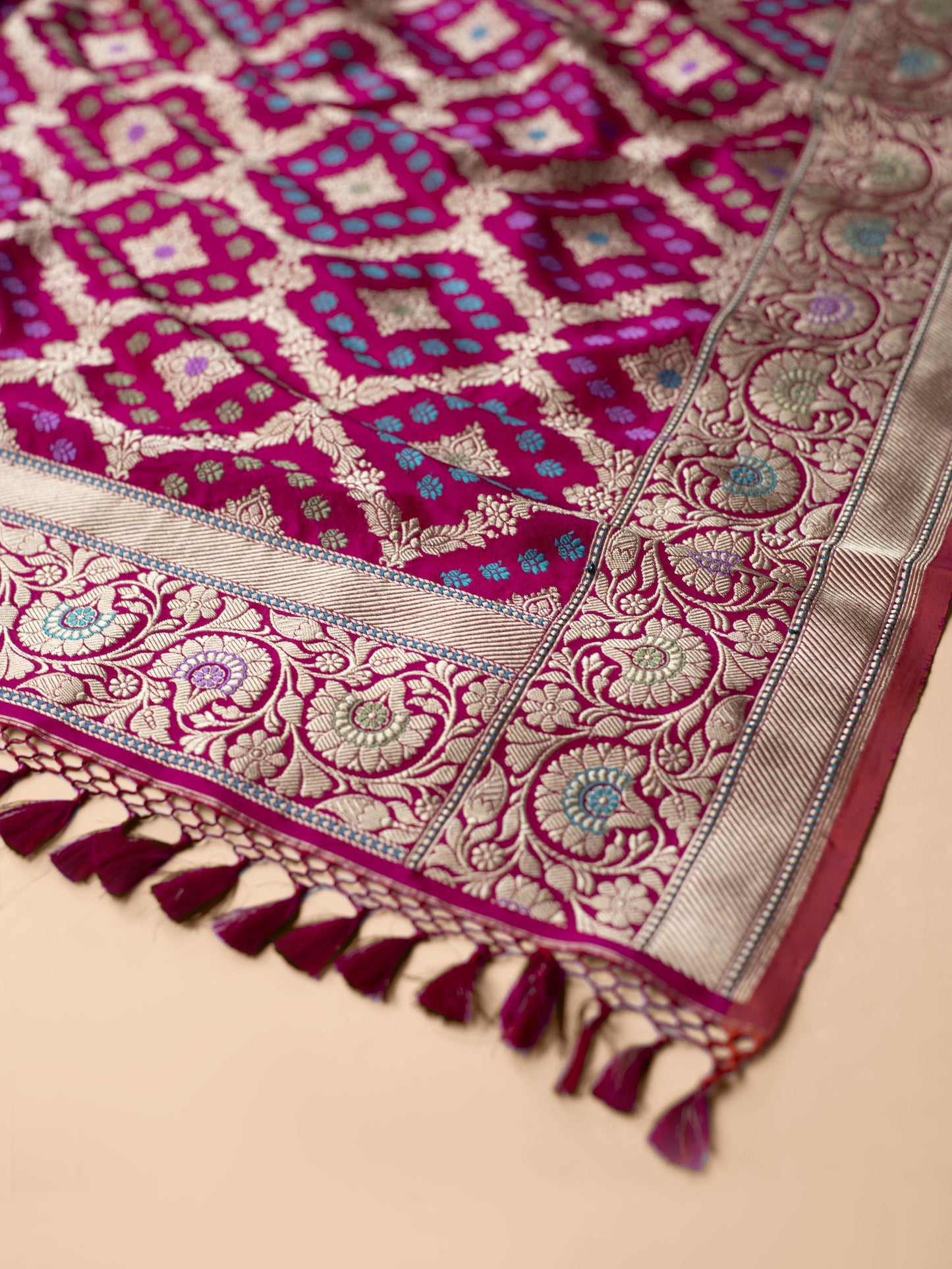 Handwoven Pink Silk Dupatta