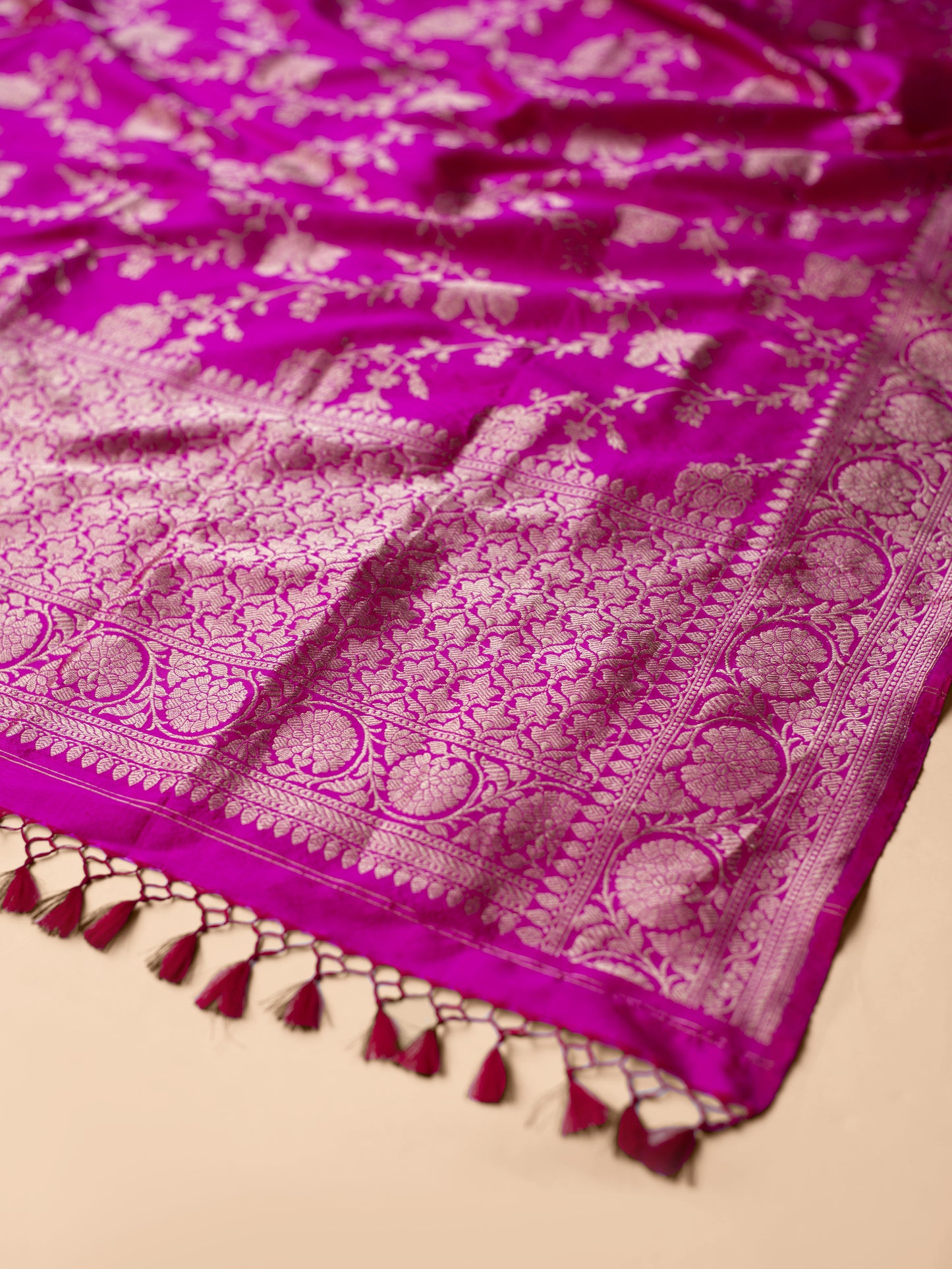 Handwoven Rani Pink Silk Dupatta