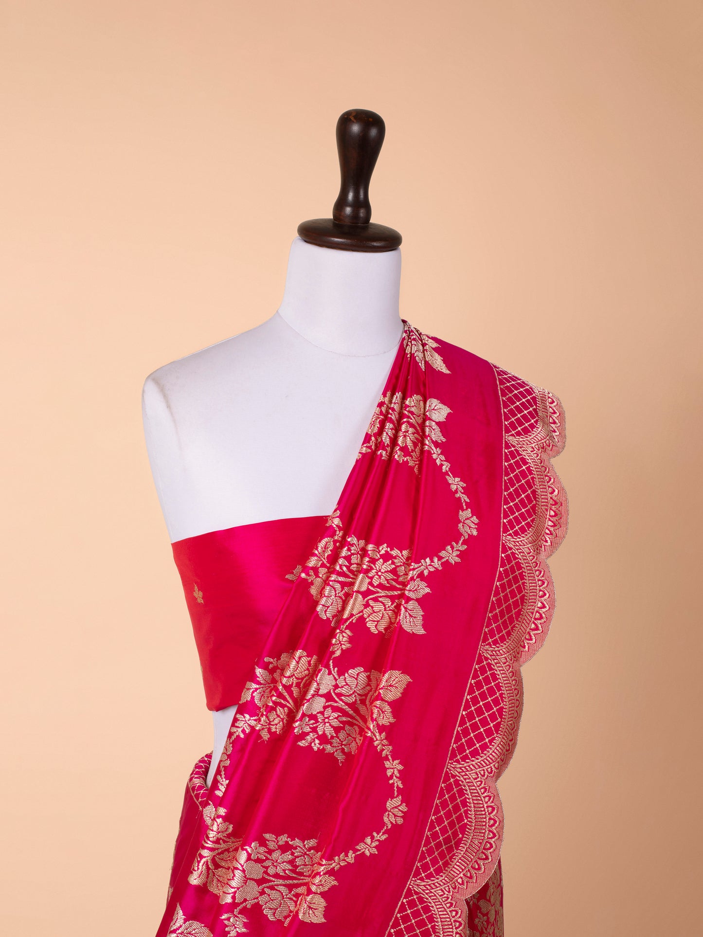 Handwoven Rani Pink Silk Saree