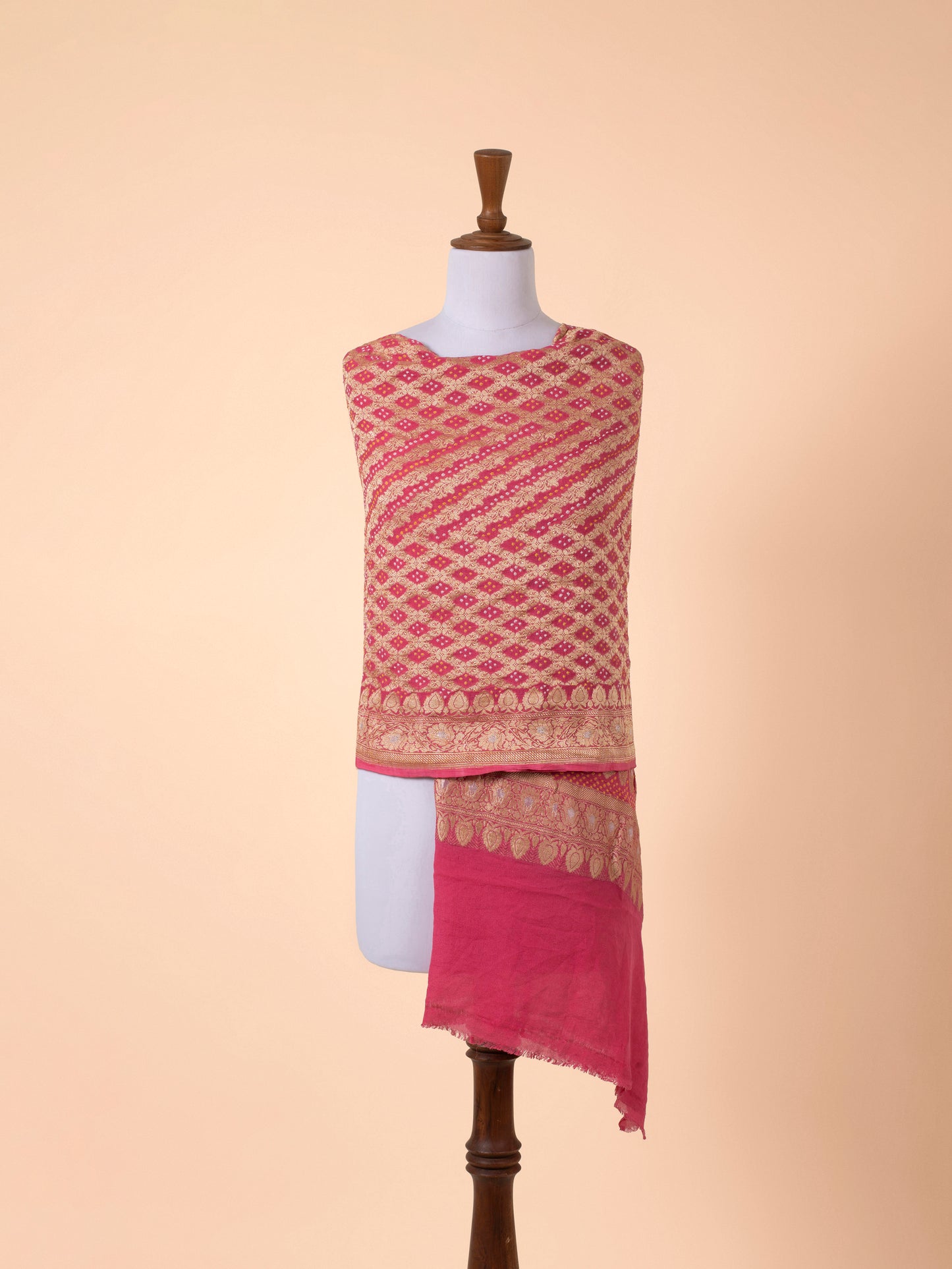 Handwoven Pink Georgette Dupatta