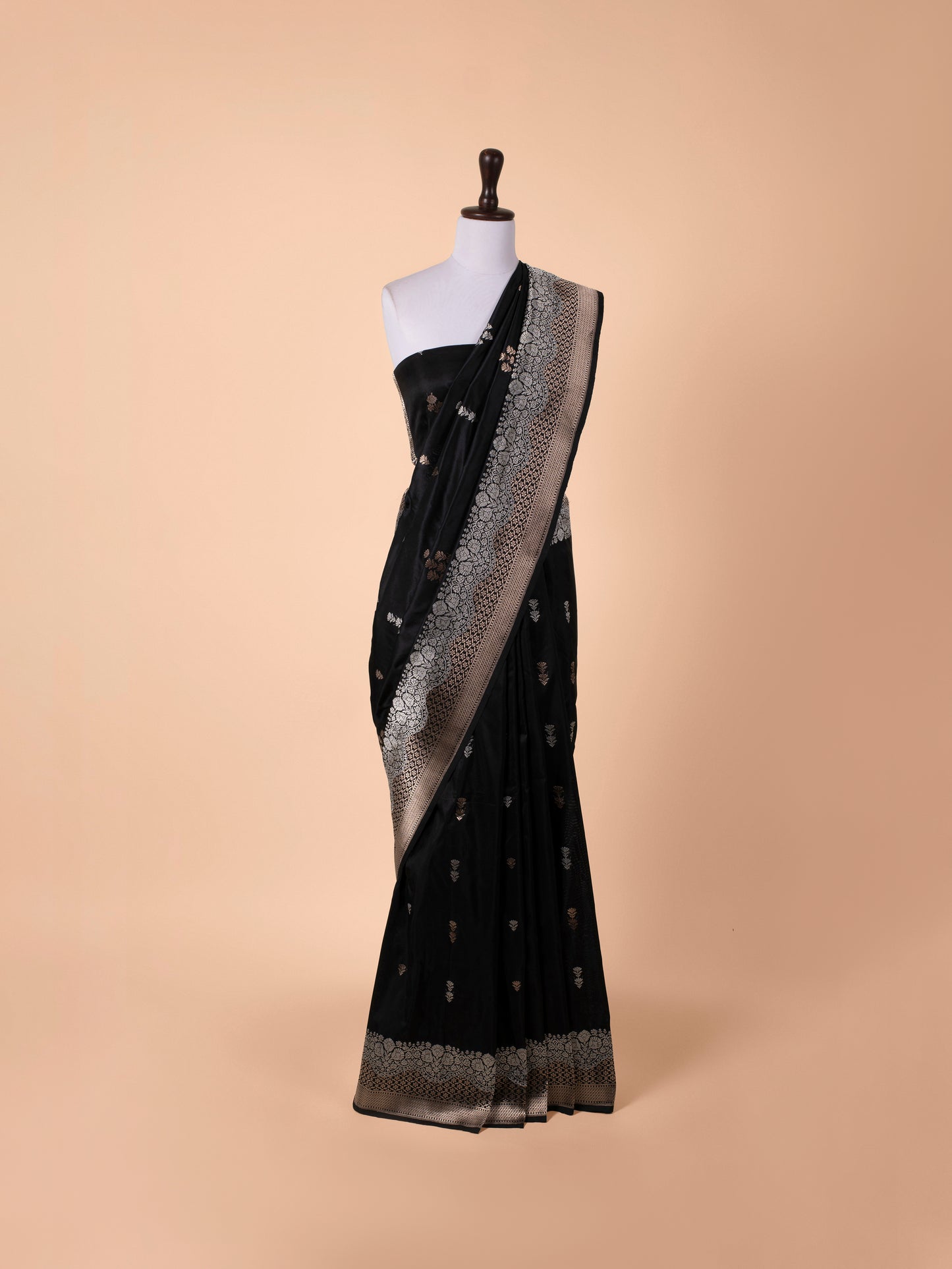 Handwoven Black Silk Saree