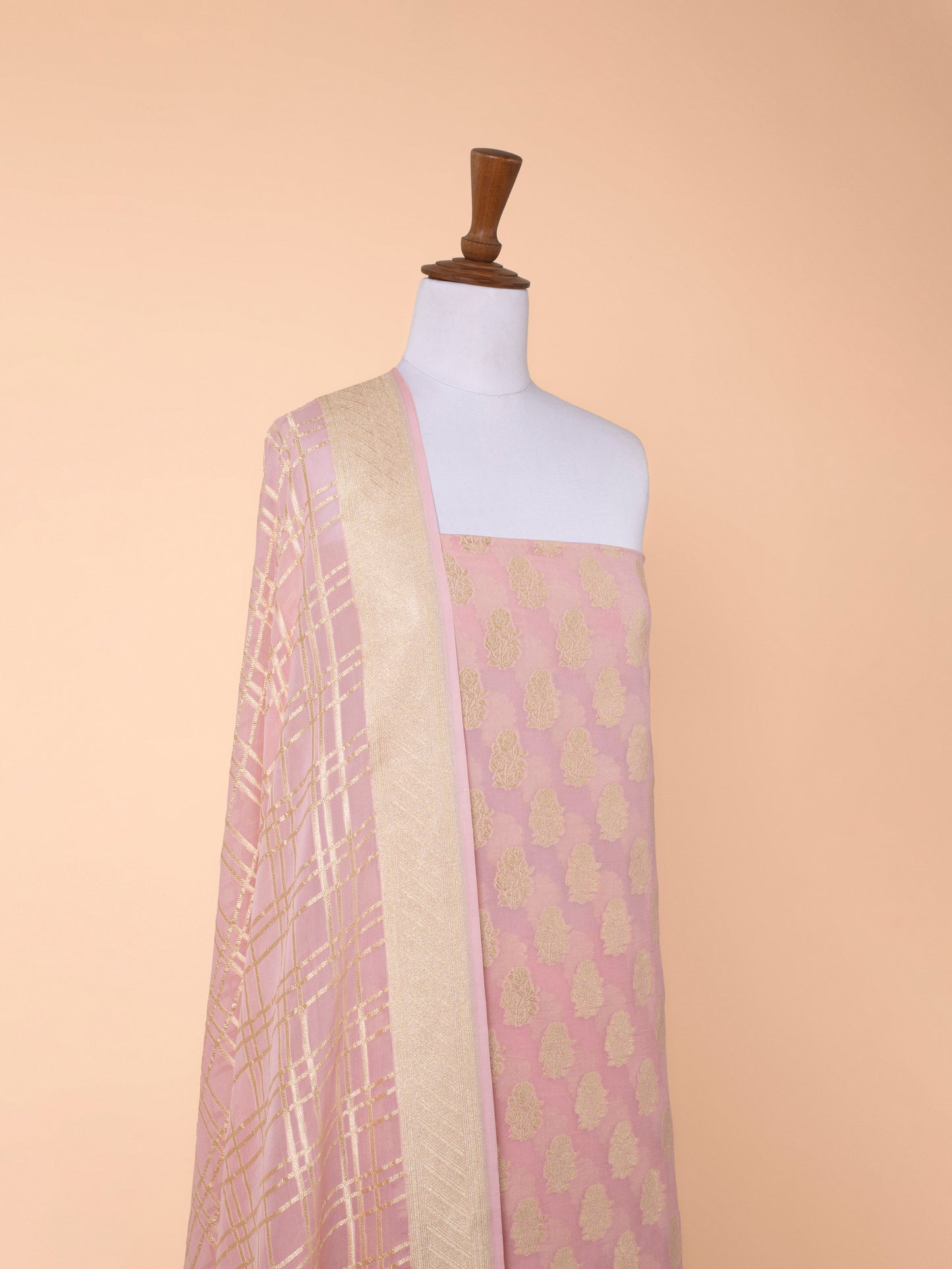 Handwoven Pink Georgette Suit Piece