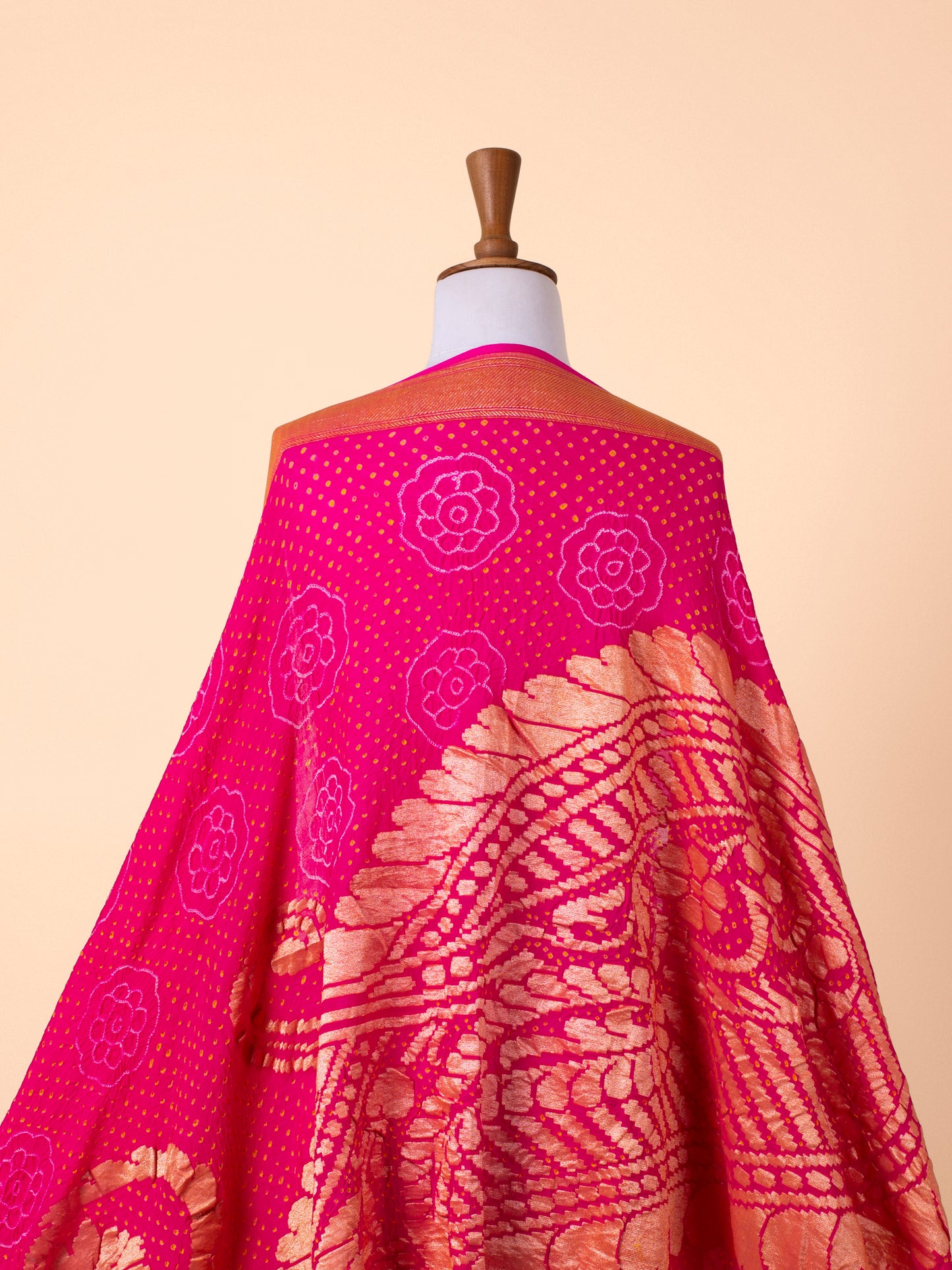 Handwoven Pink Bandhani Georgette Dupatta