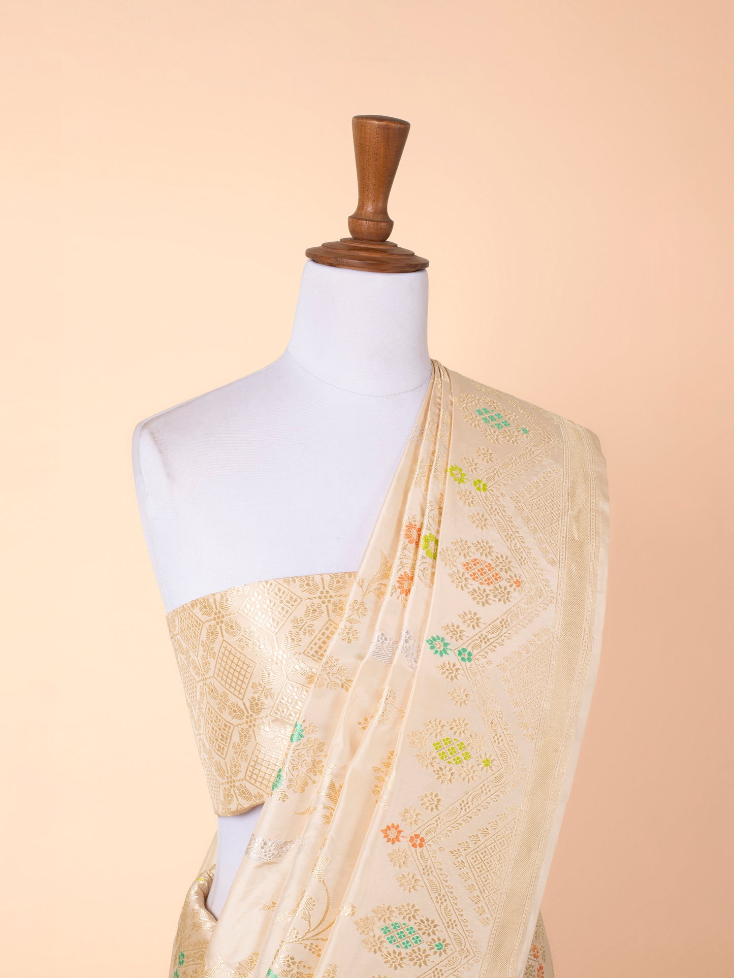 Handwoven Cream Silk Saree