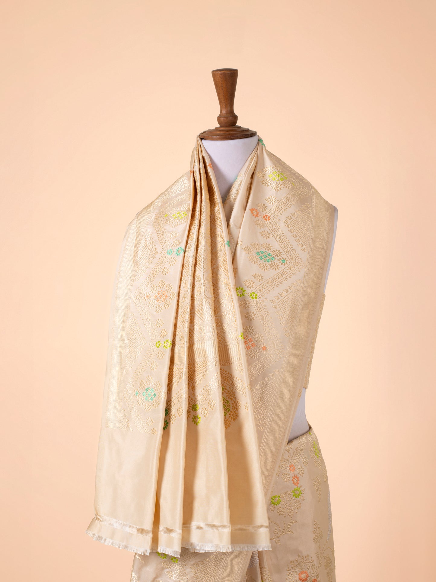 Handwoven Cream Silk Saree