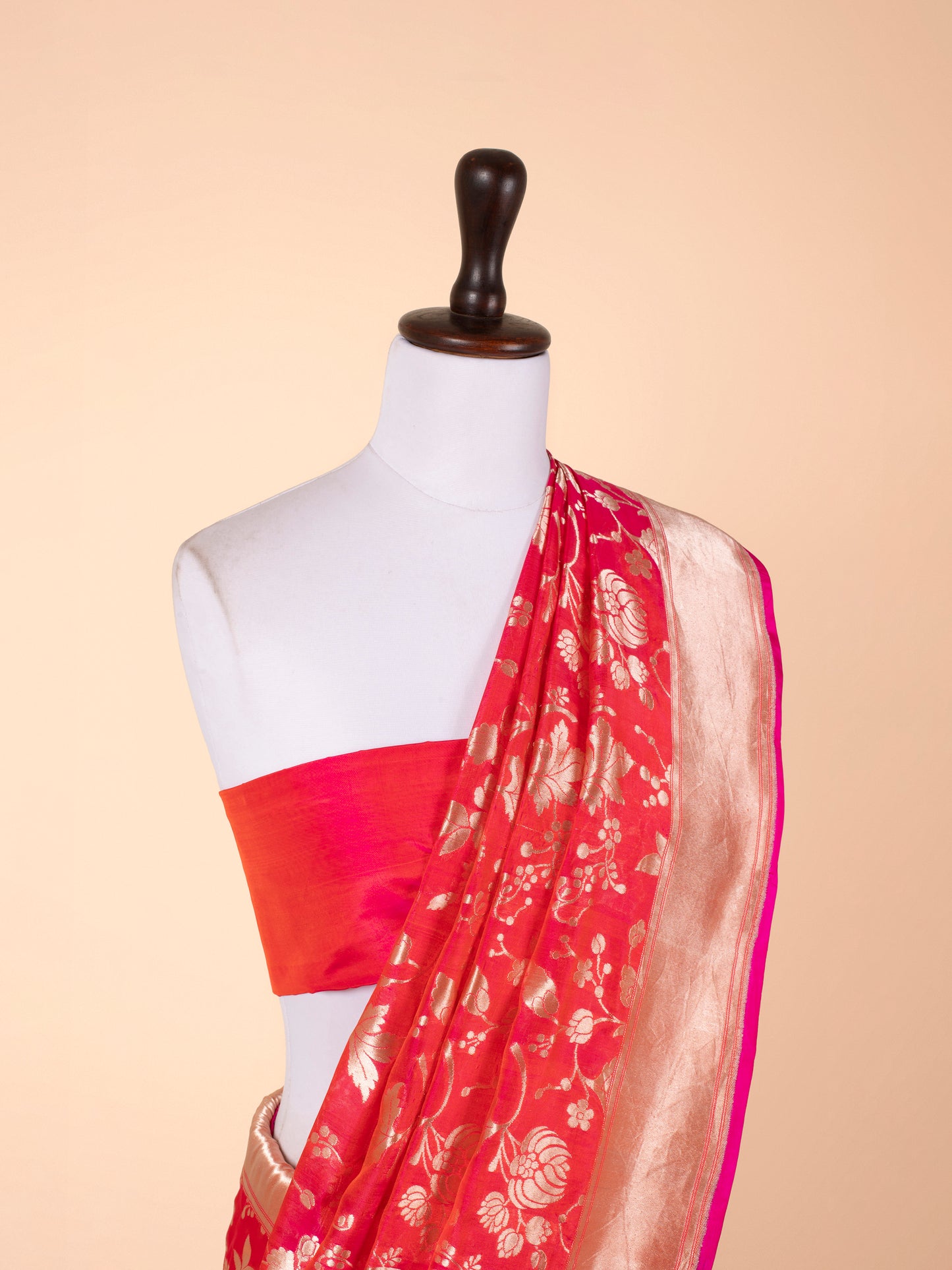 Handwoven Rani Pink Silk Saree