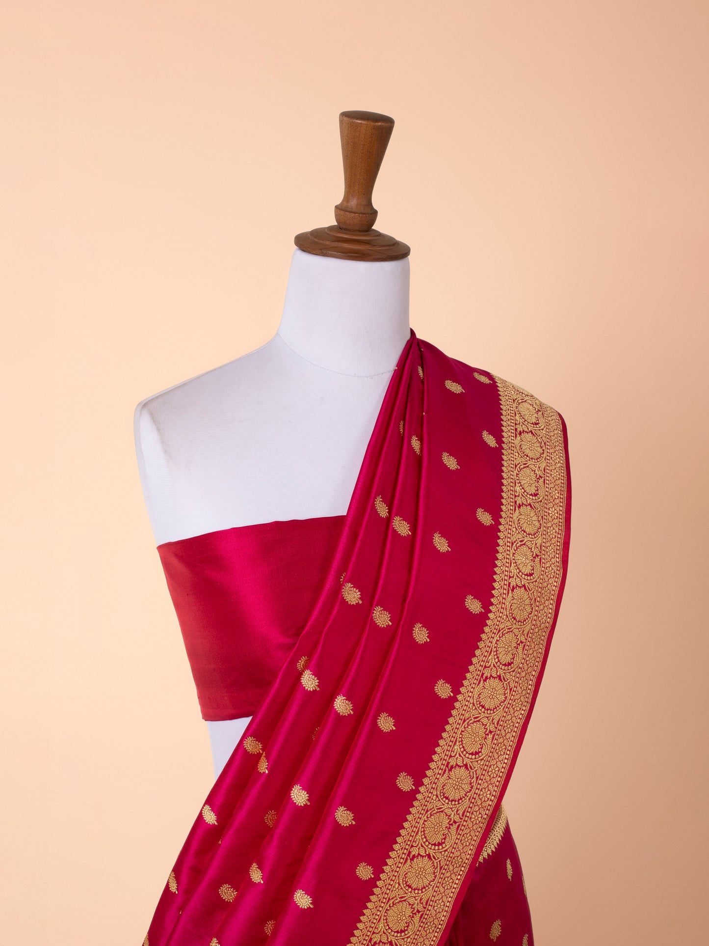 Handwoven Rani Pink Silk Saree