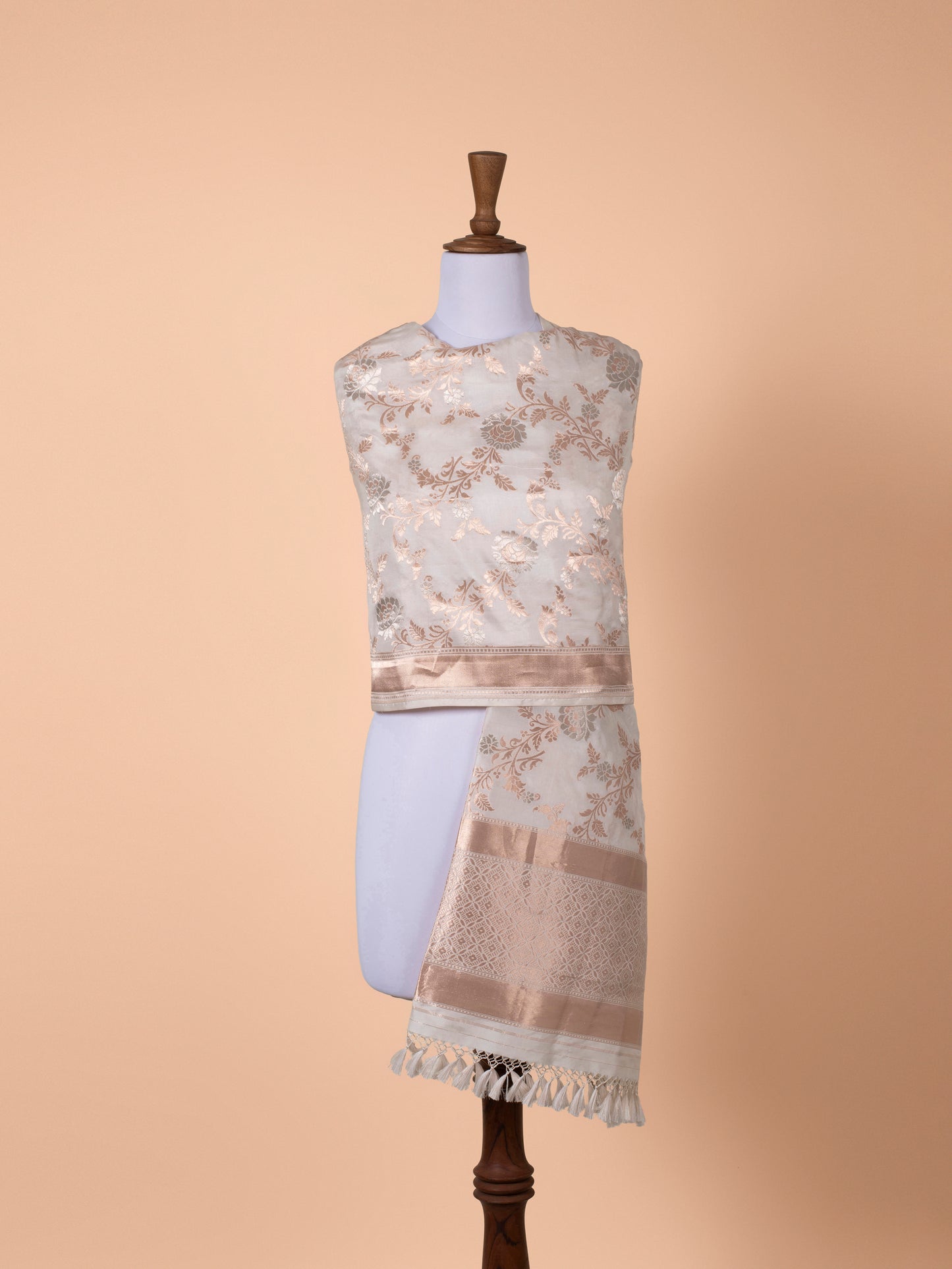 Handwoven Off- white Silk Dupatta