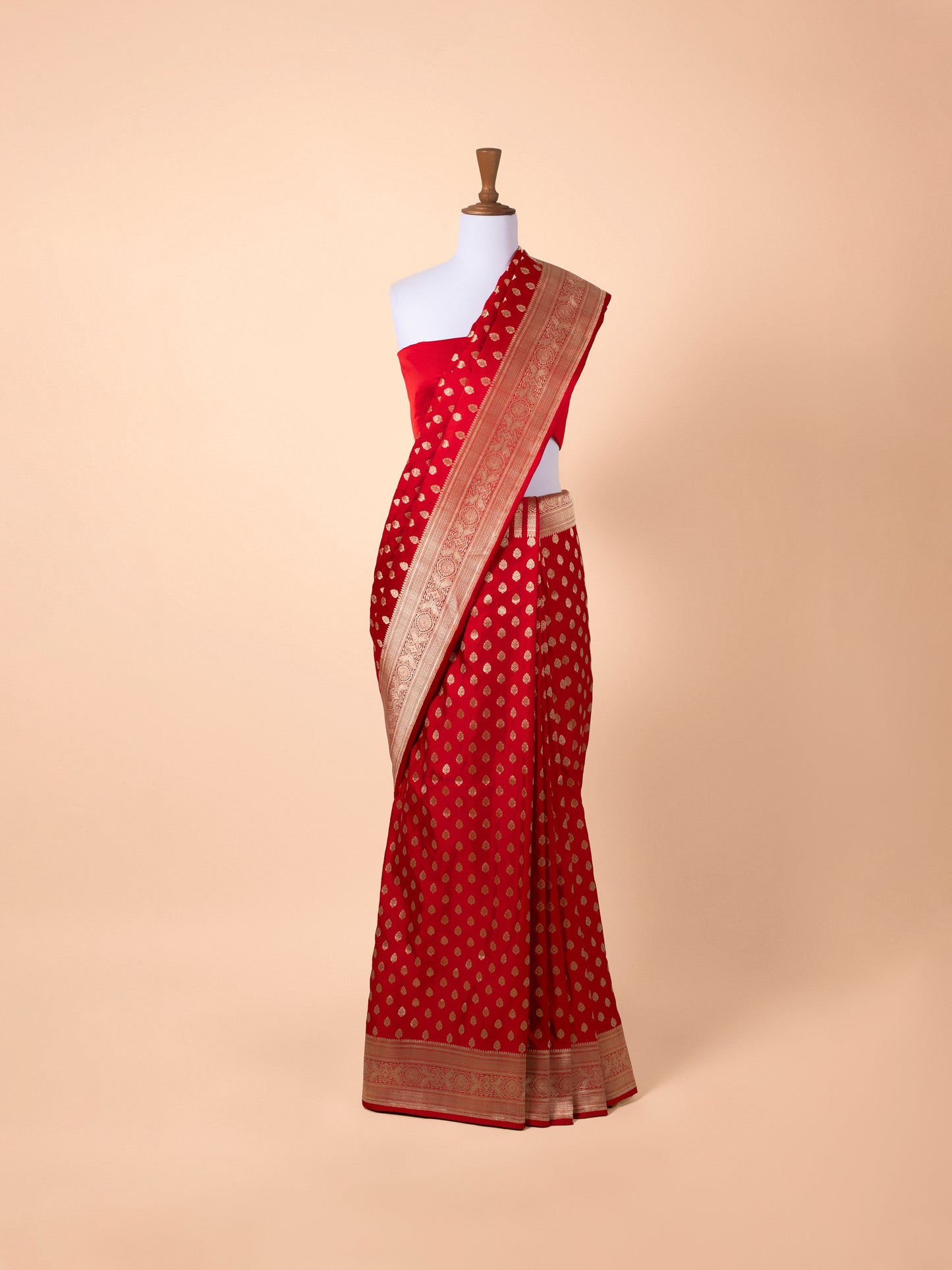 Handwoven Red Tanchoi Silk Saree