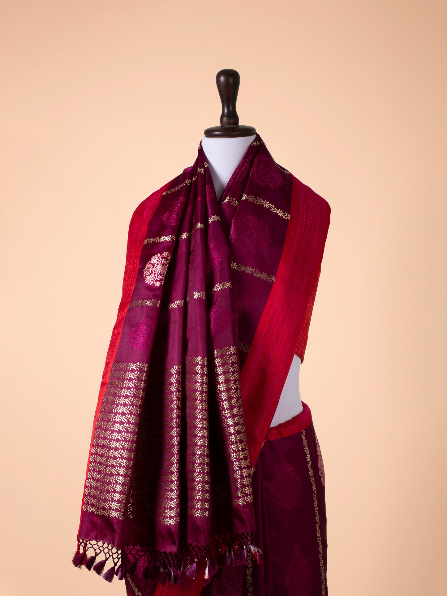 Handwoven Magenta Silk Saree