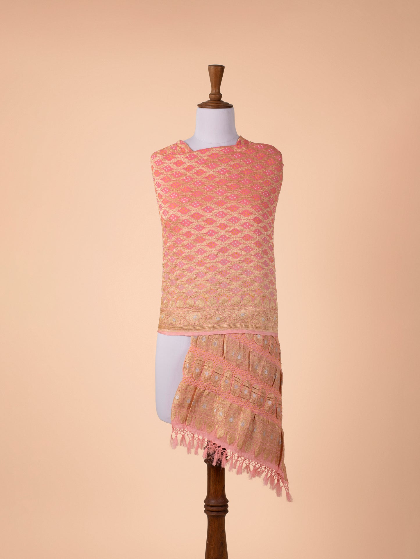 Handwoven Pink Georgette Dupatta