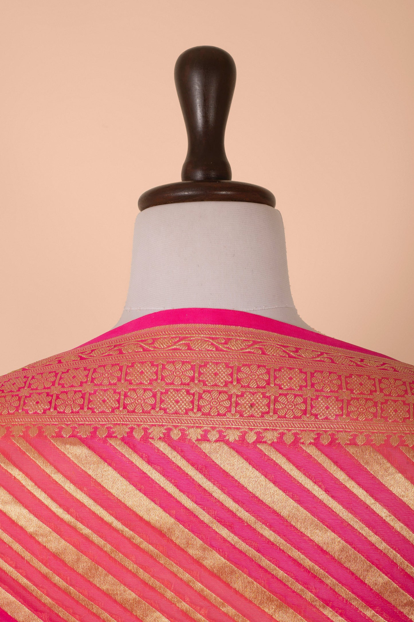 Handwoven Pink Georgette Dupatta