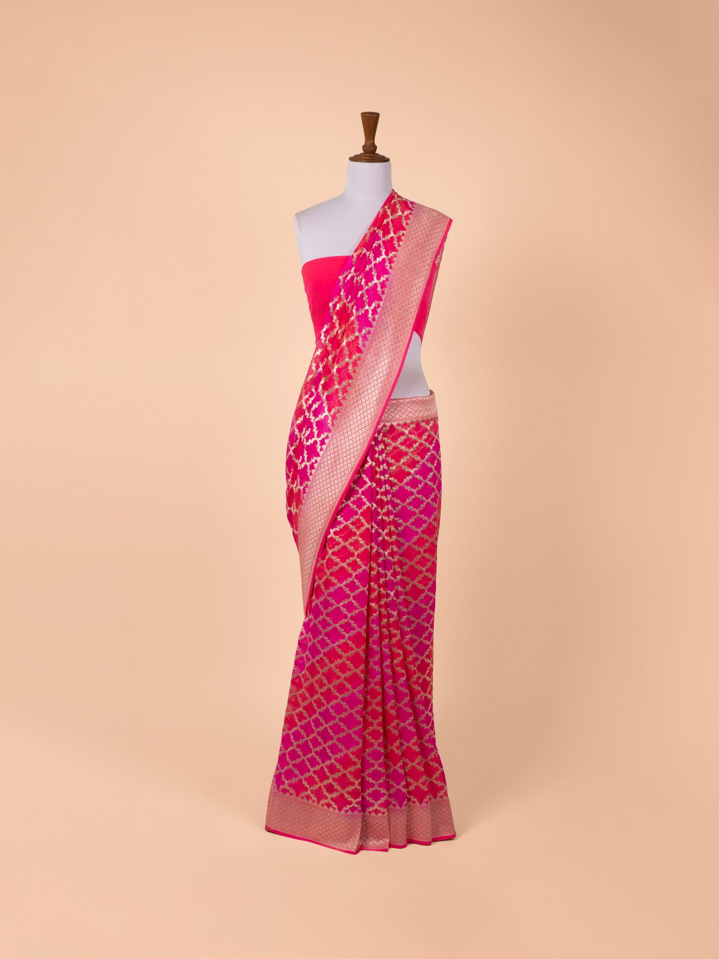 Handwoven Rani Pink Georgette Saree