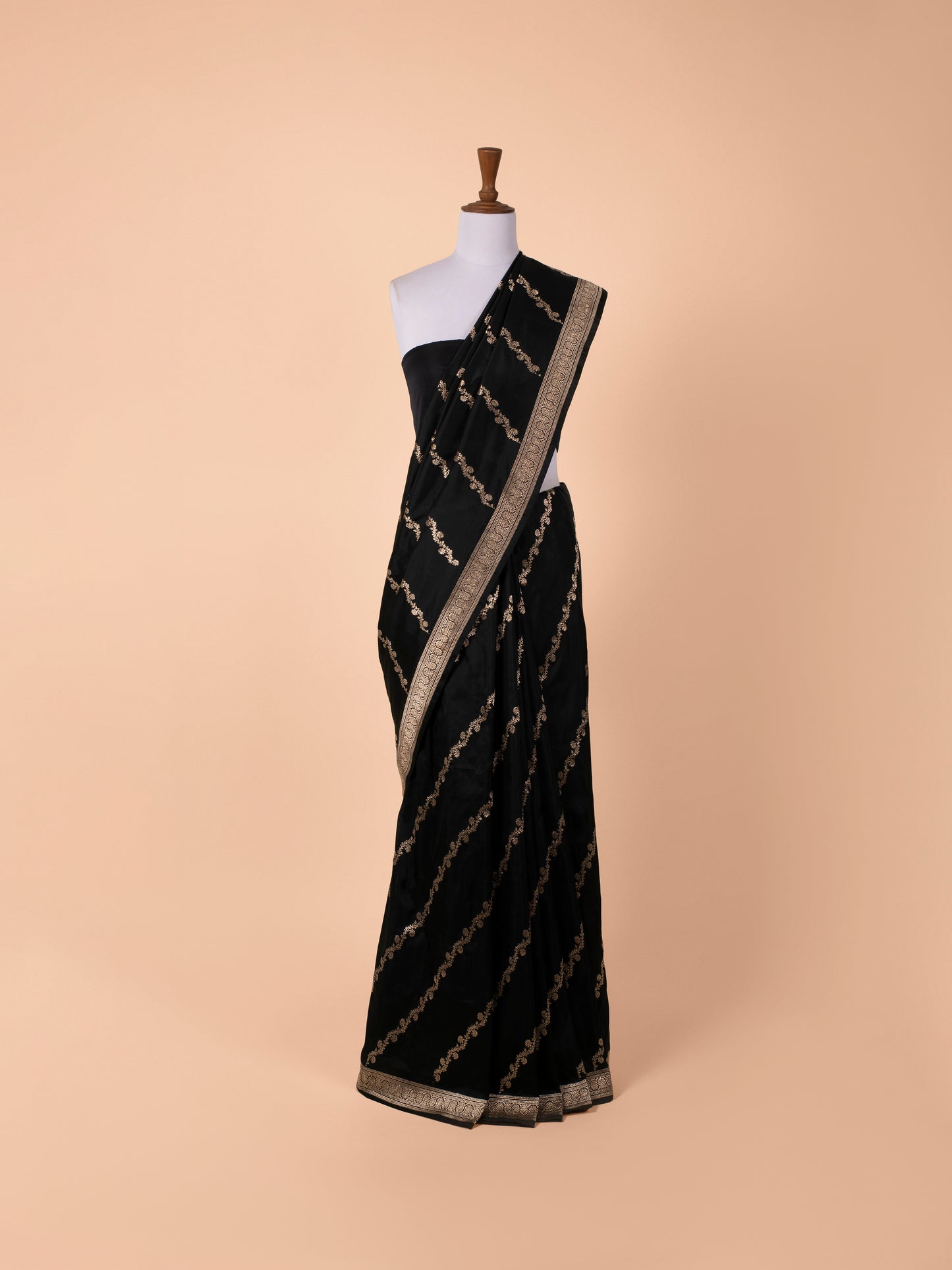 Handwoven Black Silk Saree