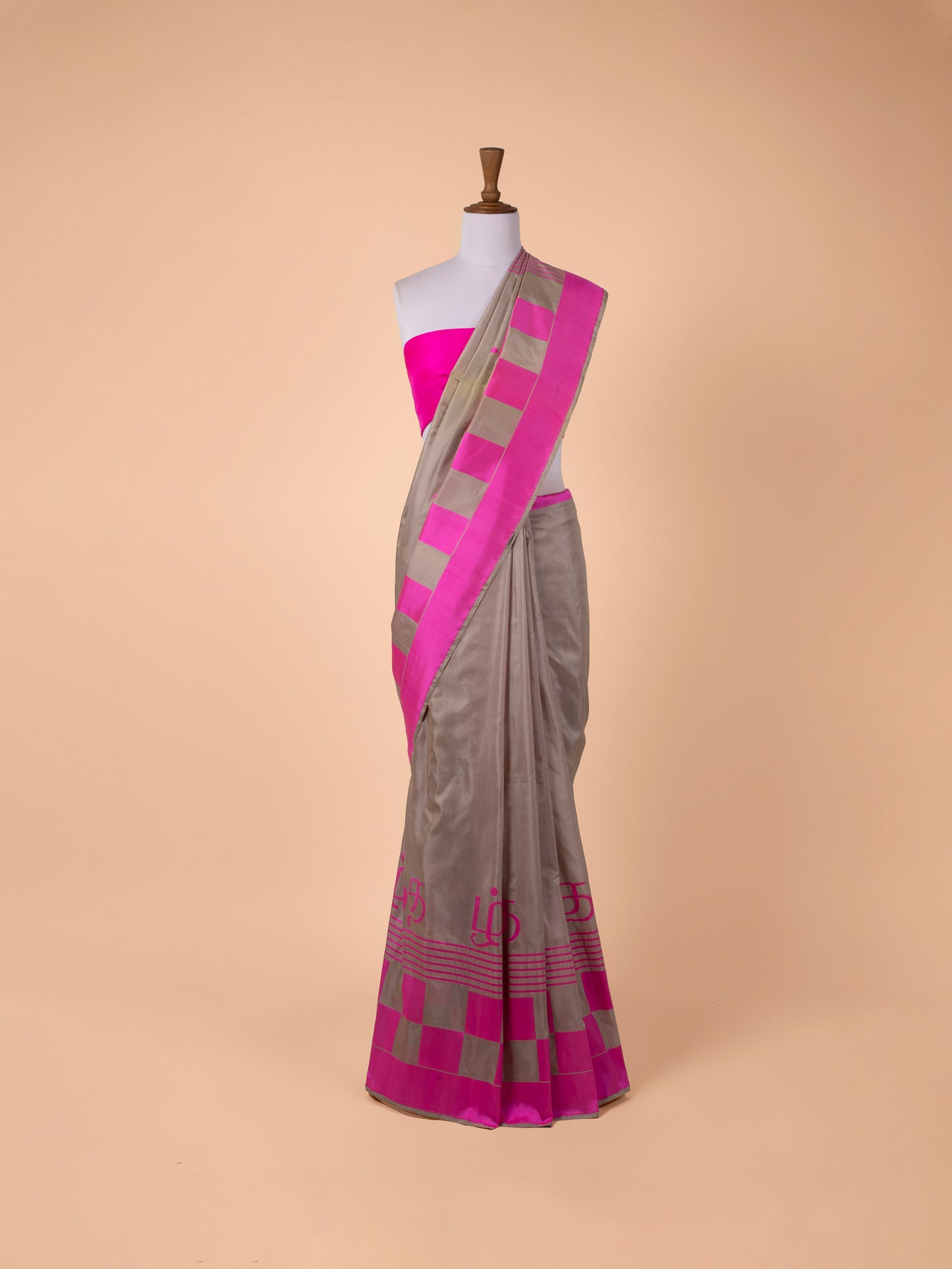 Handwoven Grey Silk Saree