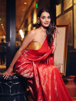 Rida Handwoven Pre-draped Saree