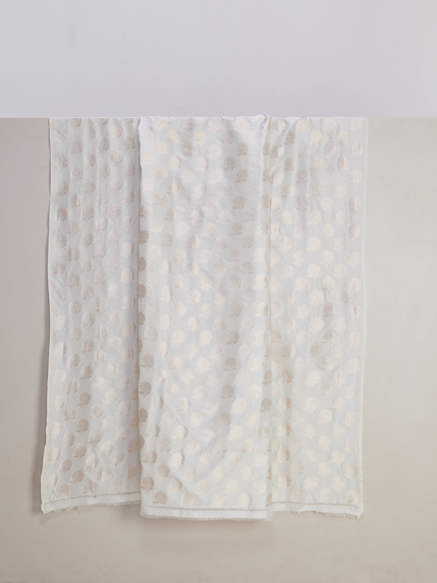 Handwoven White Banarasi Silk Fabric
