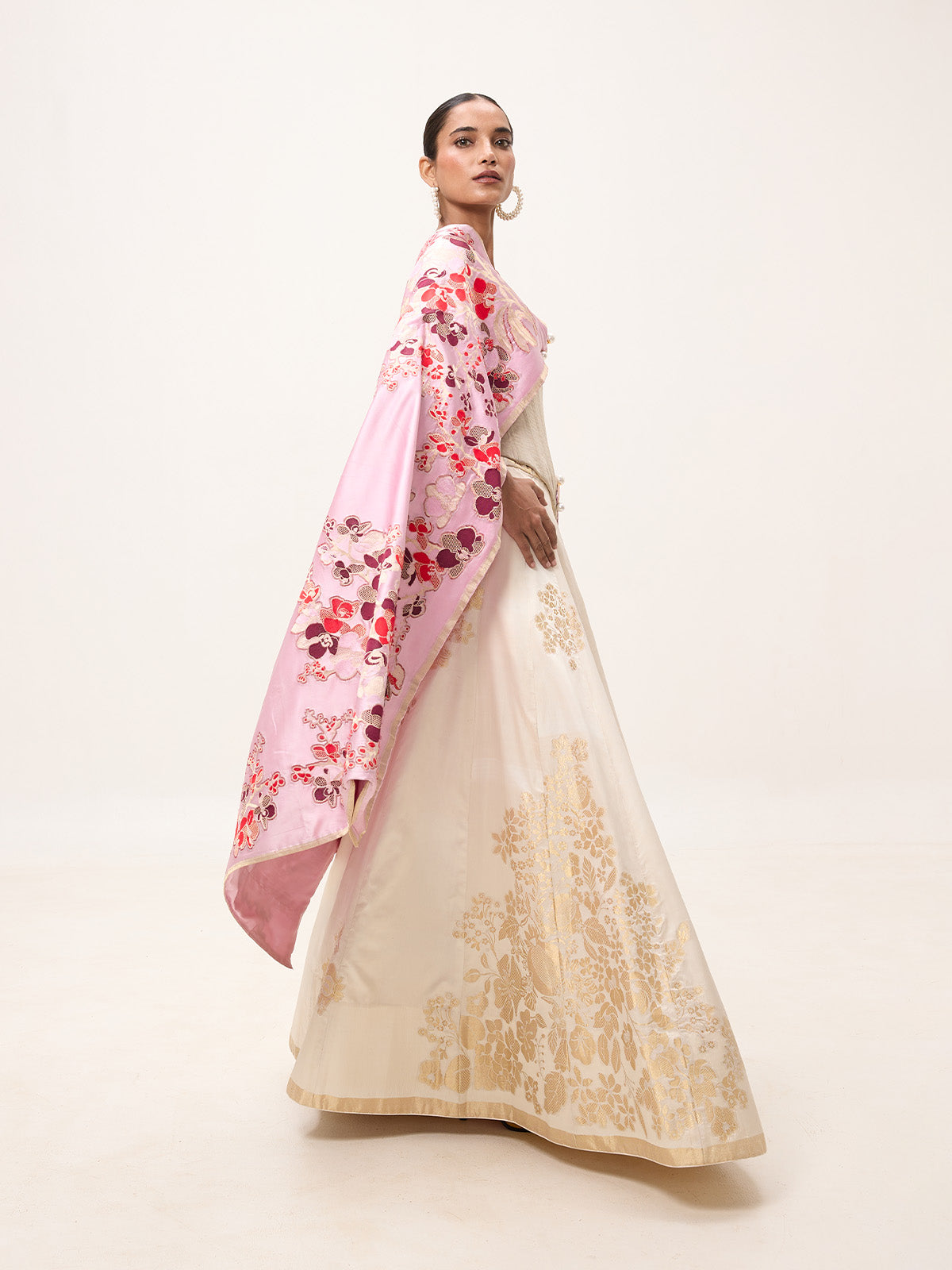 Handwoven Pink Silk Banarasi Shawl