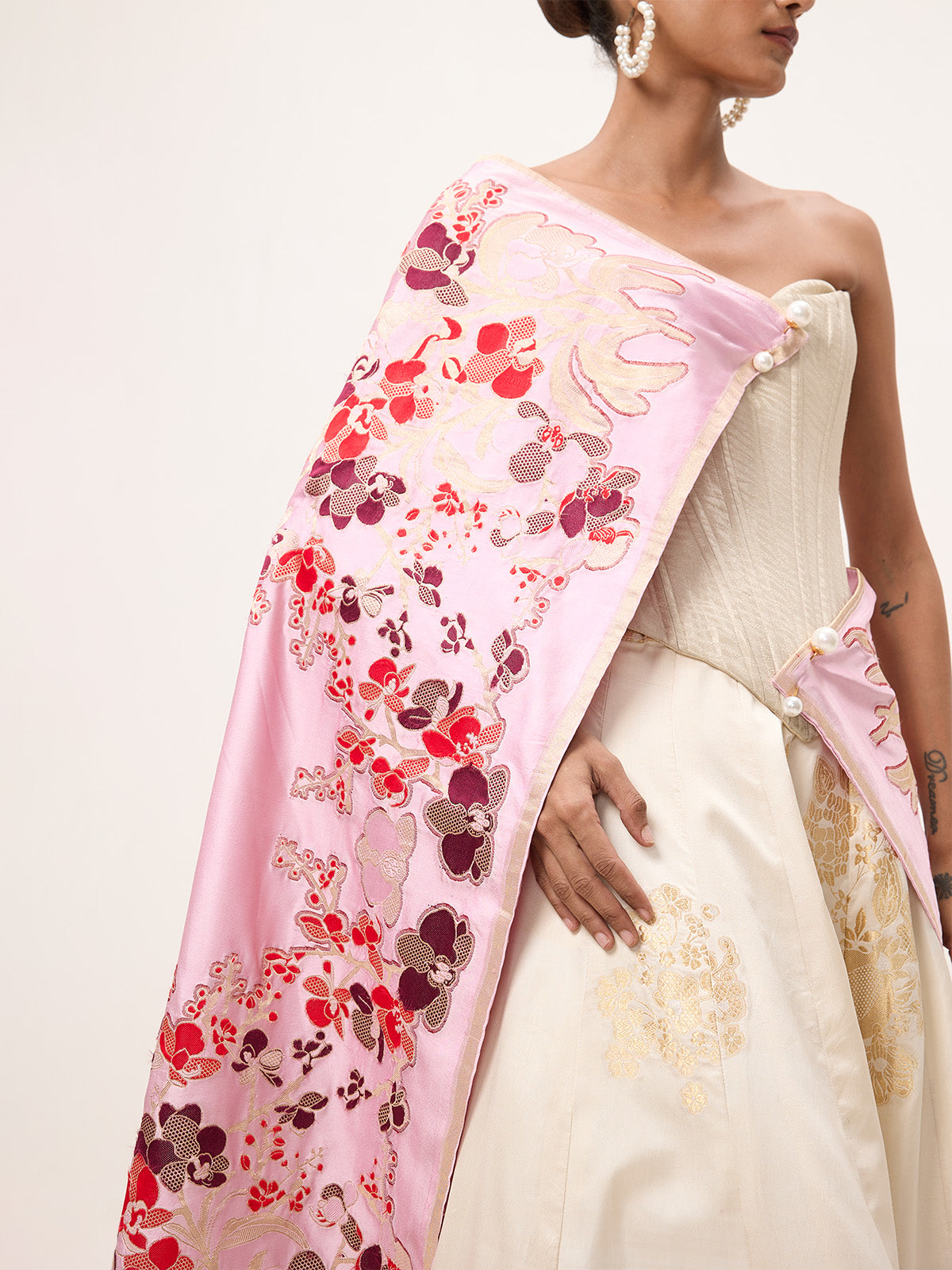 Handwoven Pink Silk Banarasi Shawl