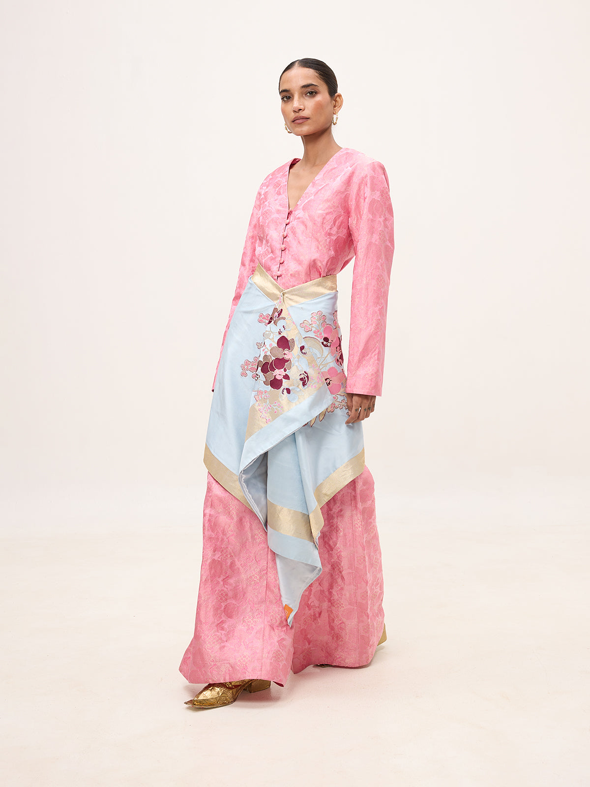 Handwoven Ice Blue Silk Banarasi Shawl