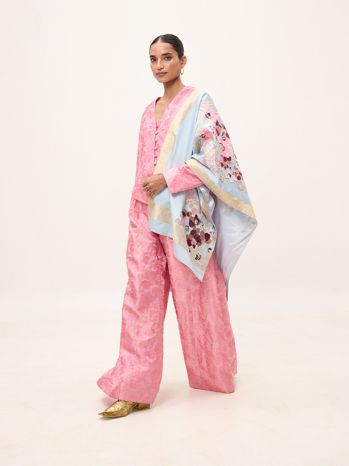 Handwoven Ice Blue Silk Banarasi Shawl