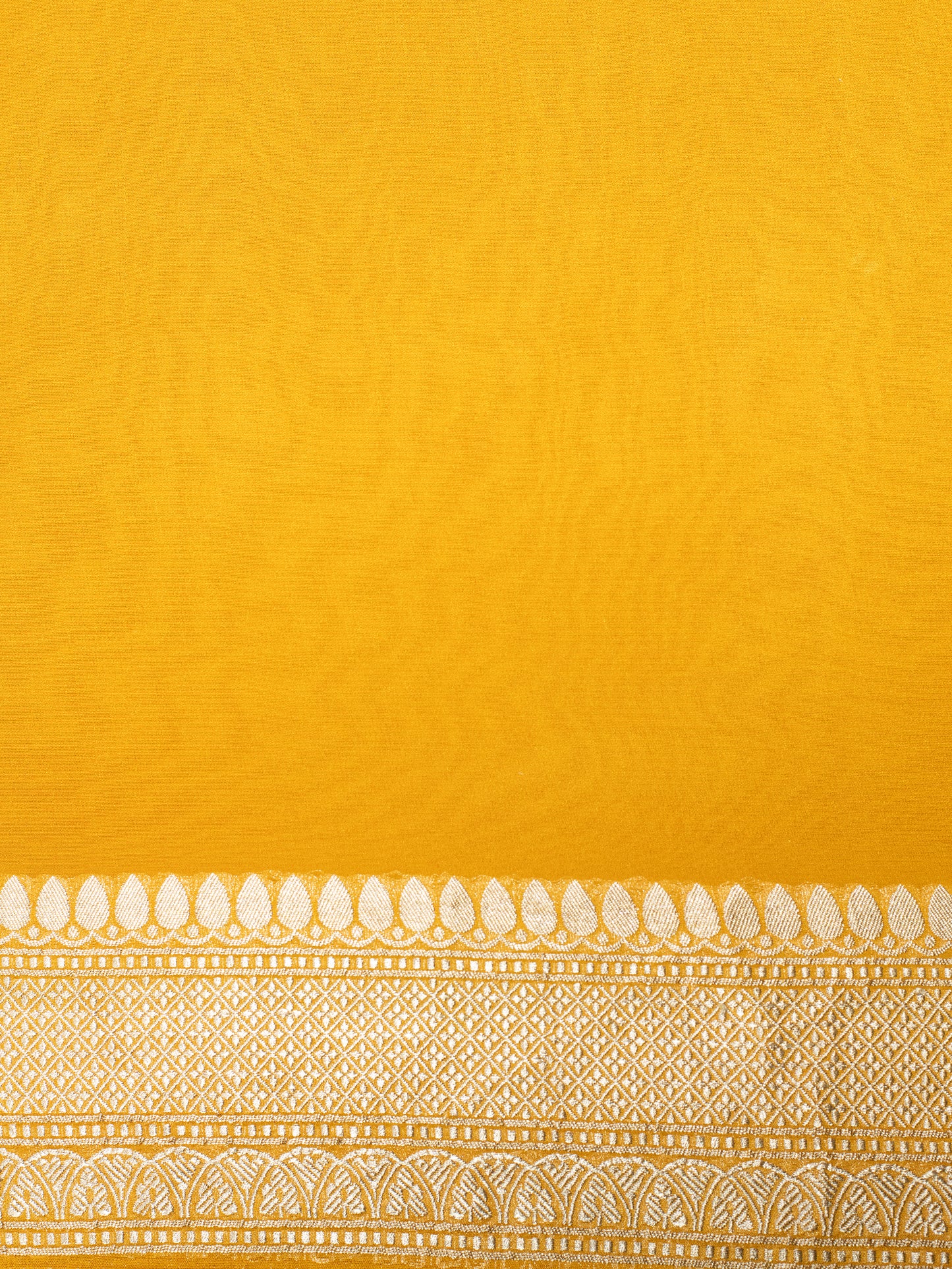 Handwoven Crispy Gold Tissue Saree
