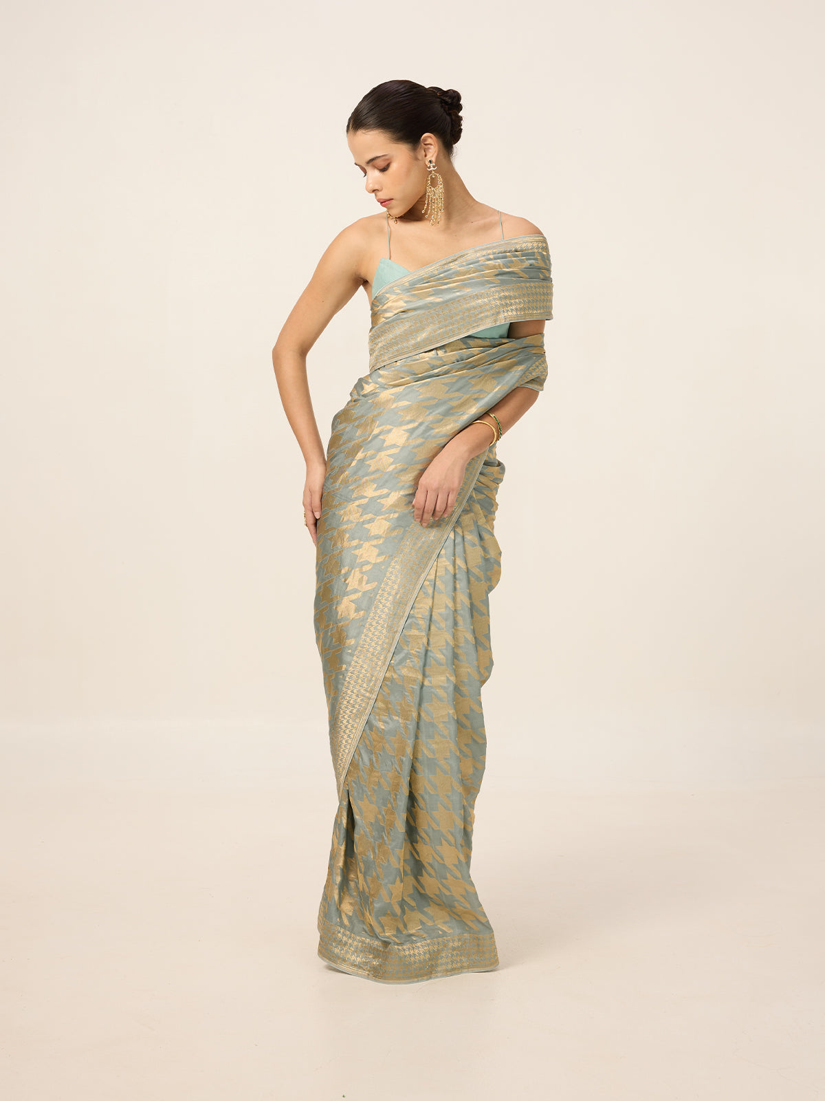 The Ash Grey Gerum Saree