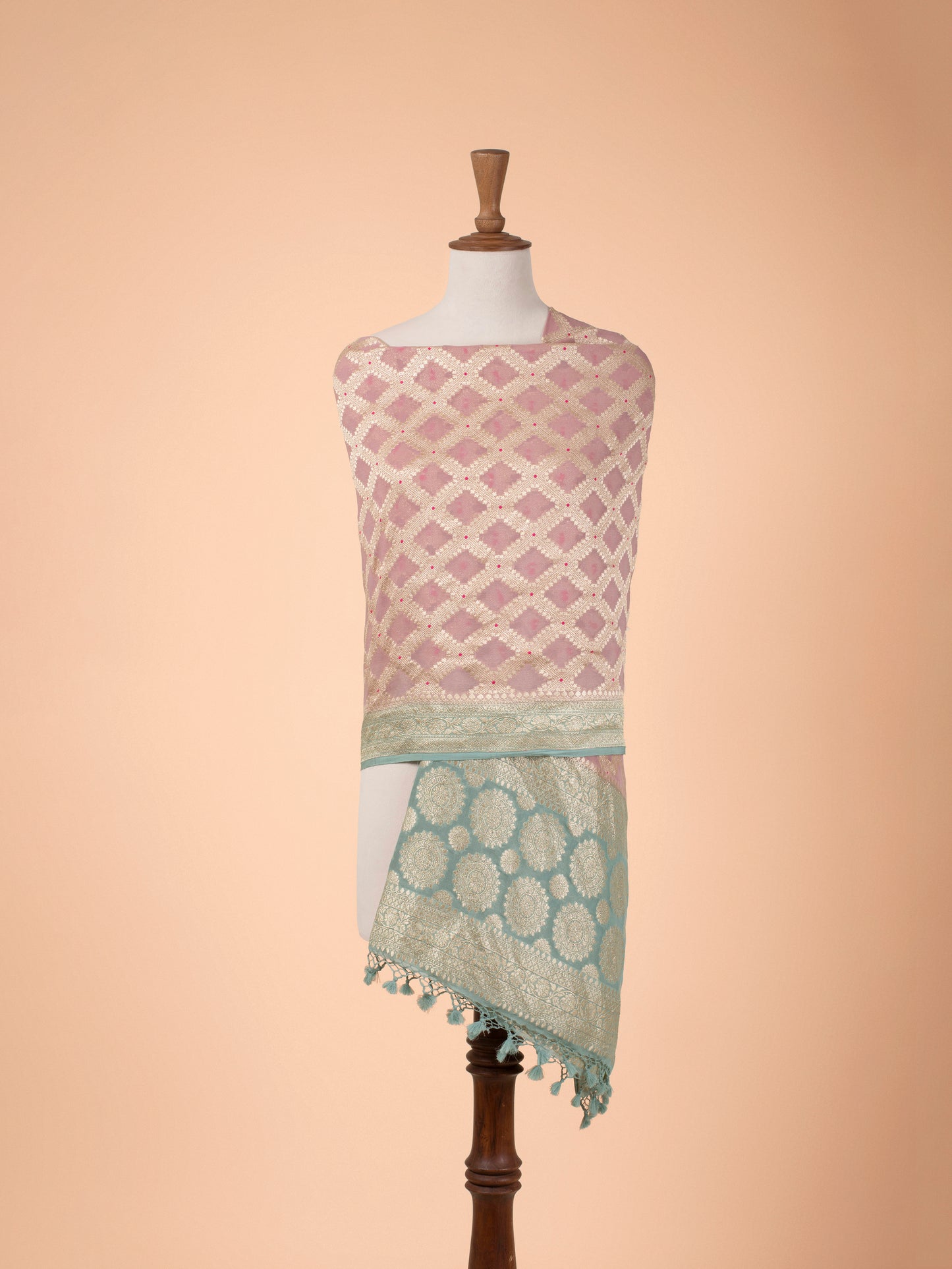 Handwoven Pink Georgette Dupatta