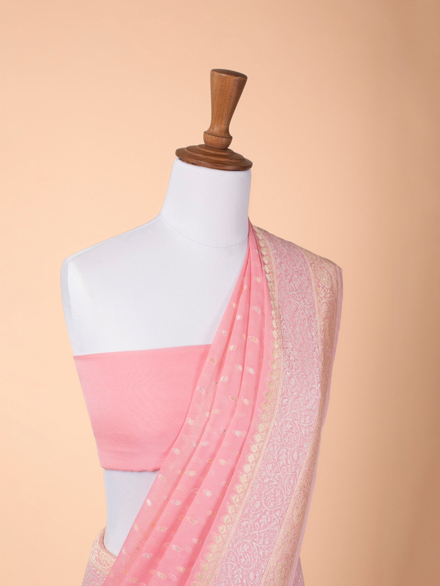 Handwoven Pink Georgette Saree