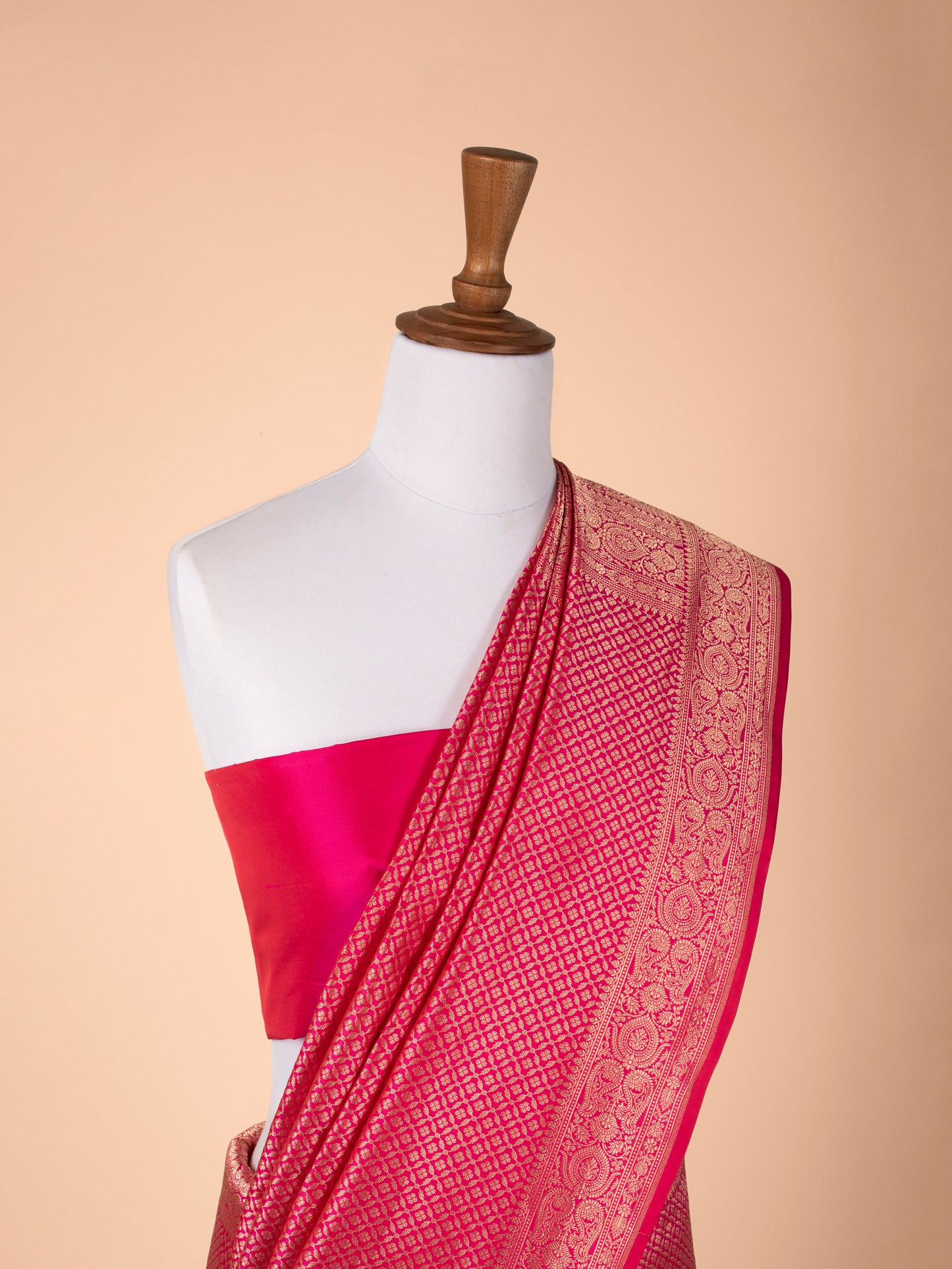 Handwoven Rani Pink Silk Saree