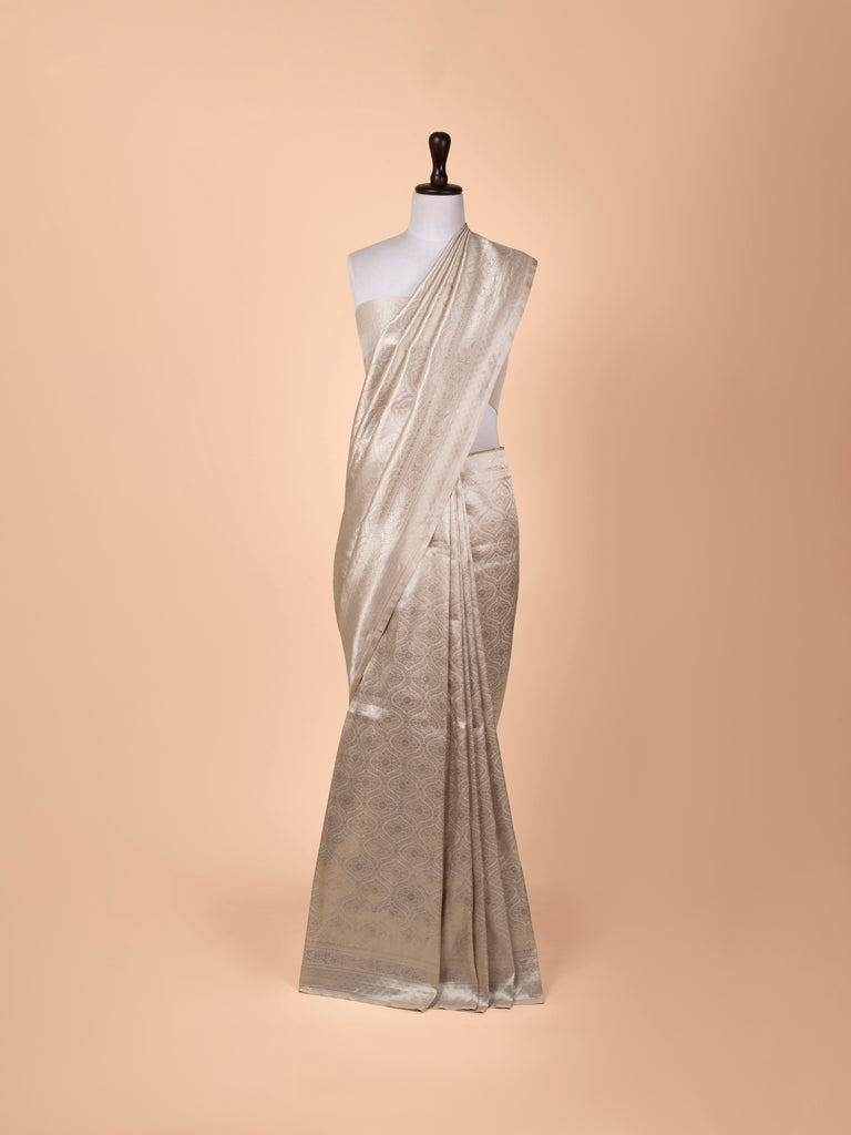 Handwoven White Silk Saree