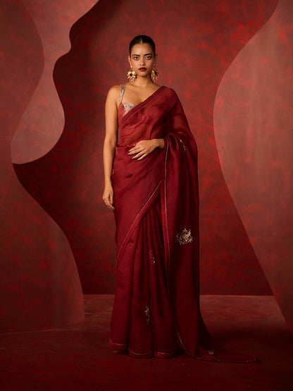 The 'Midnight Kiss' Saree in Maroon